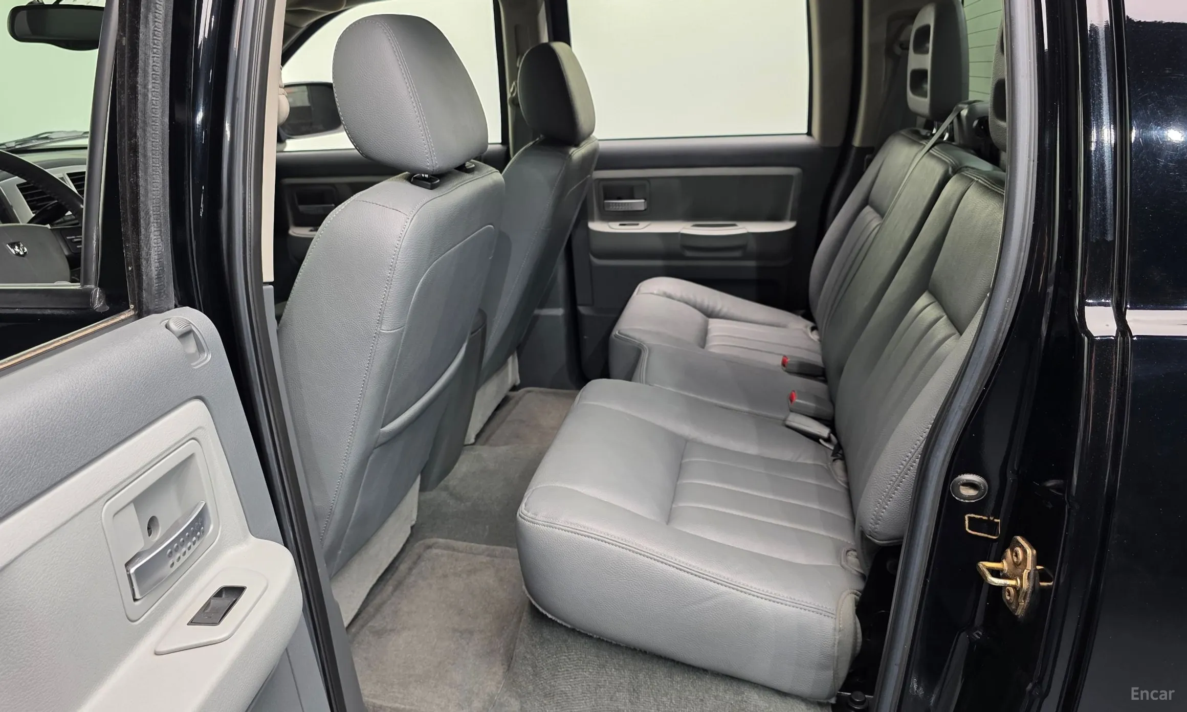 Dodge Dakota превью 12