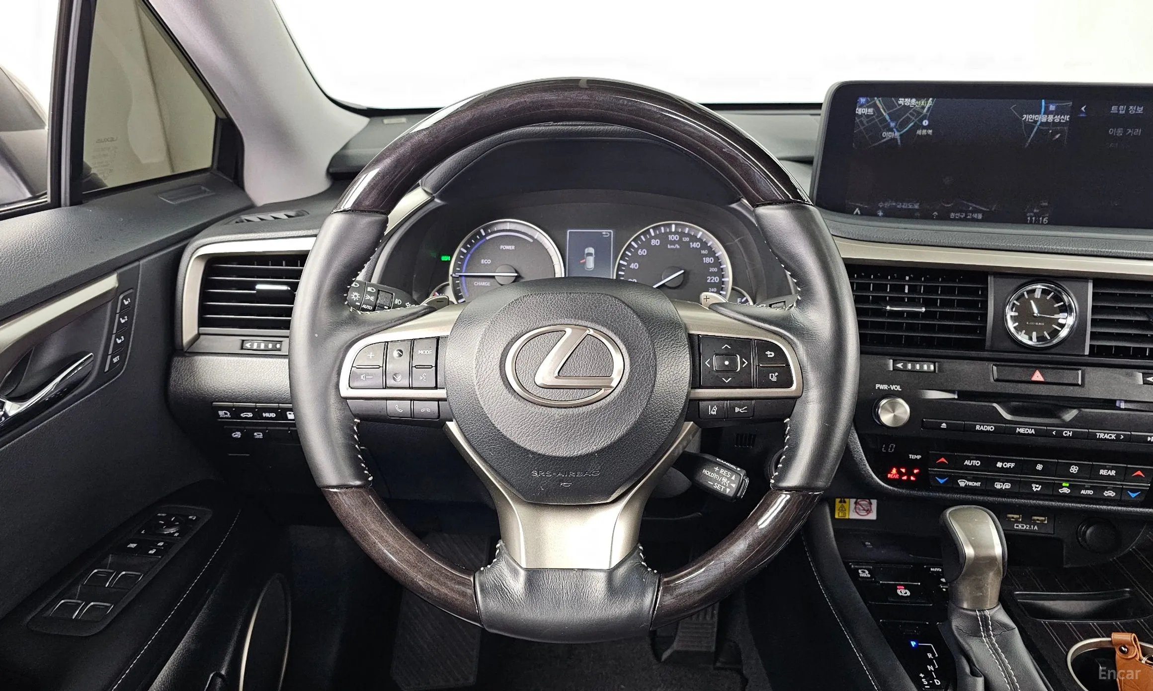 Lexus RX450hL 4th Generation превью 13
