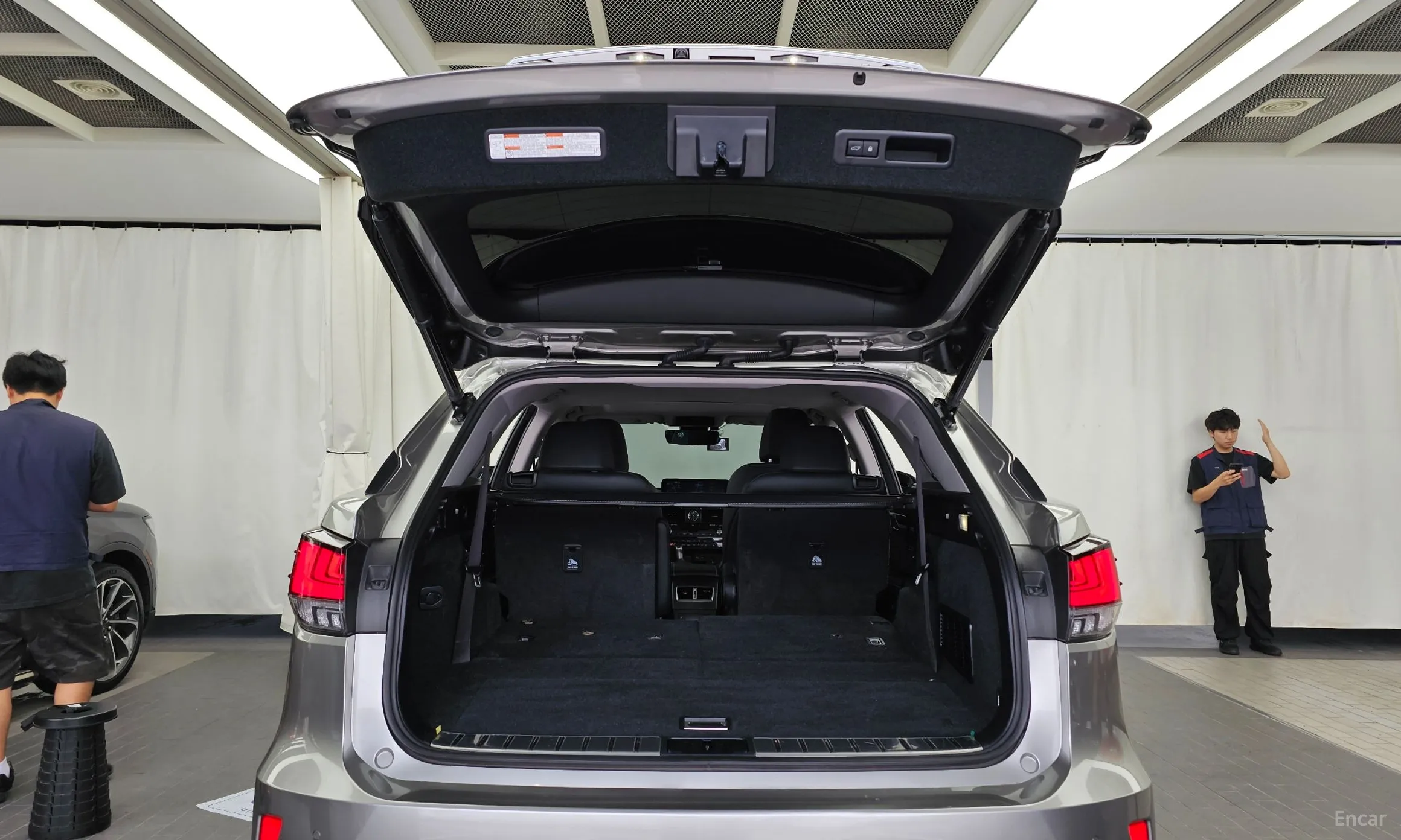 Lexus RX450hL 4th Generation превью 20