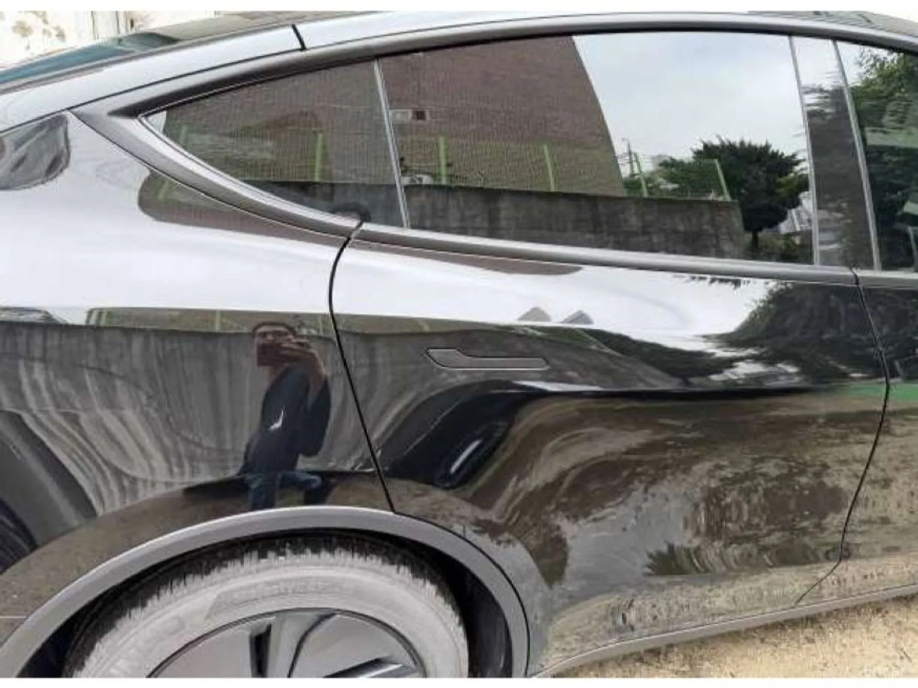 Tesla Model Y превью 7