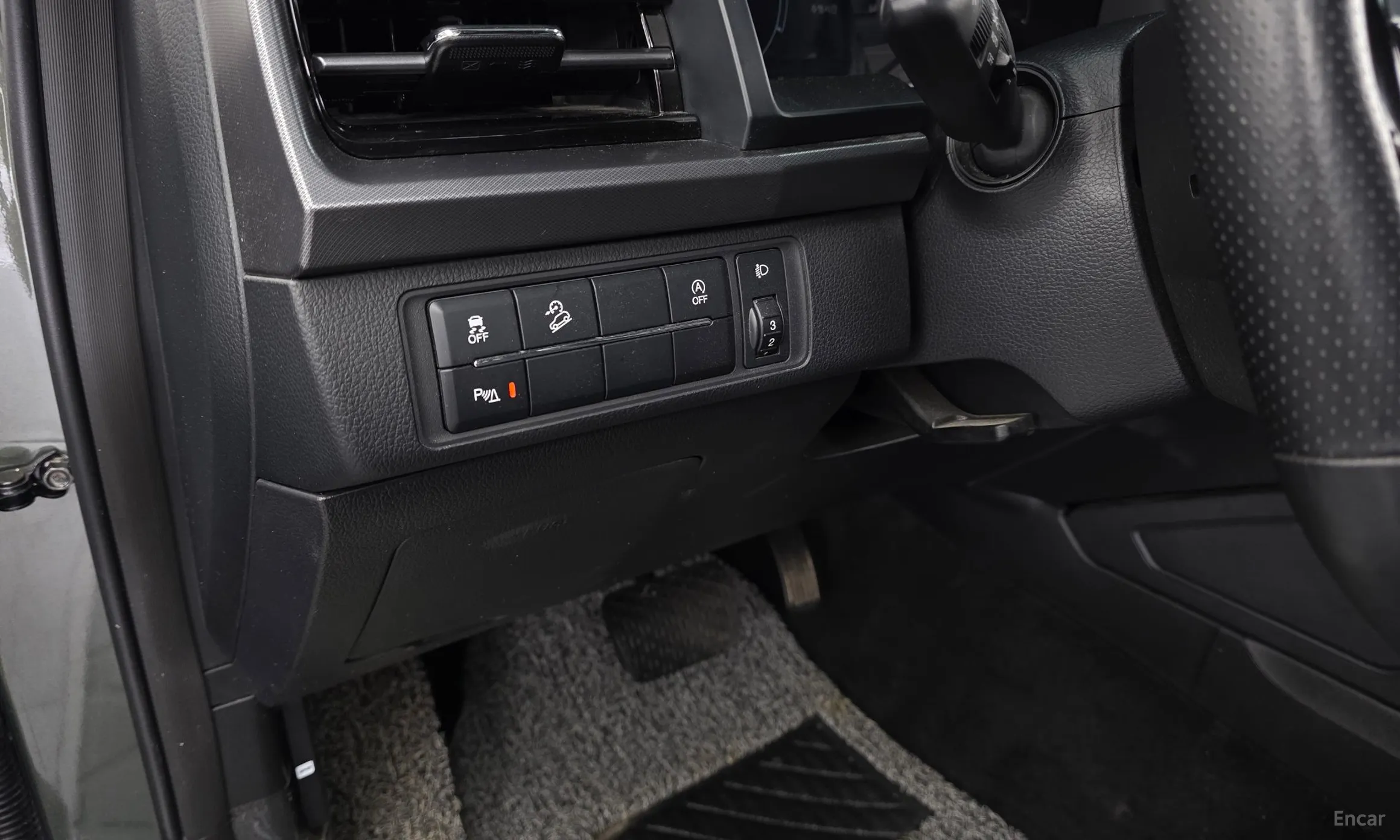 KG Mobility (SsangYong) Rexton Sports превью 18