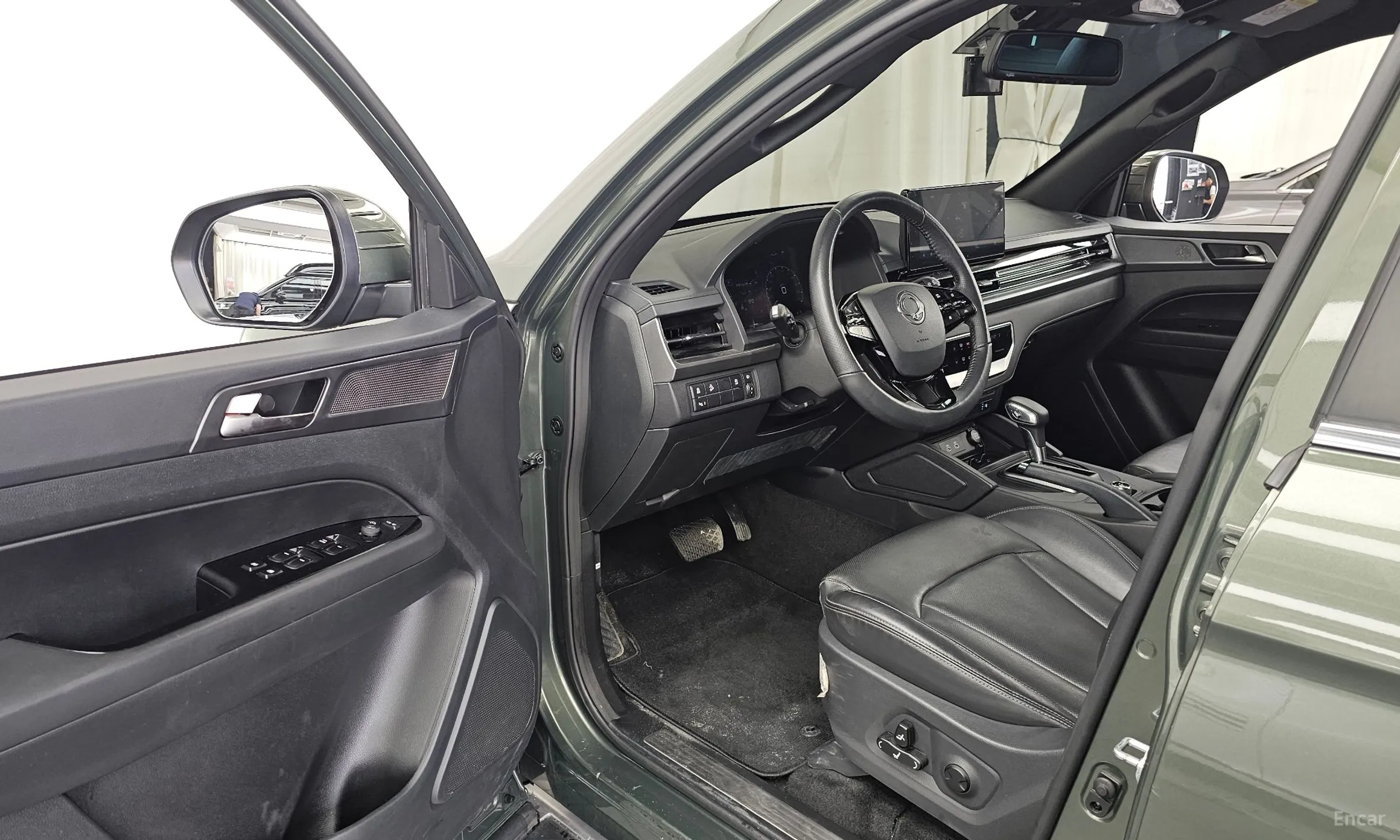 KG Mobility (SsangYong) Rexton Sports превью 10