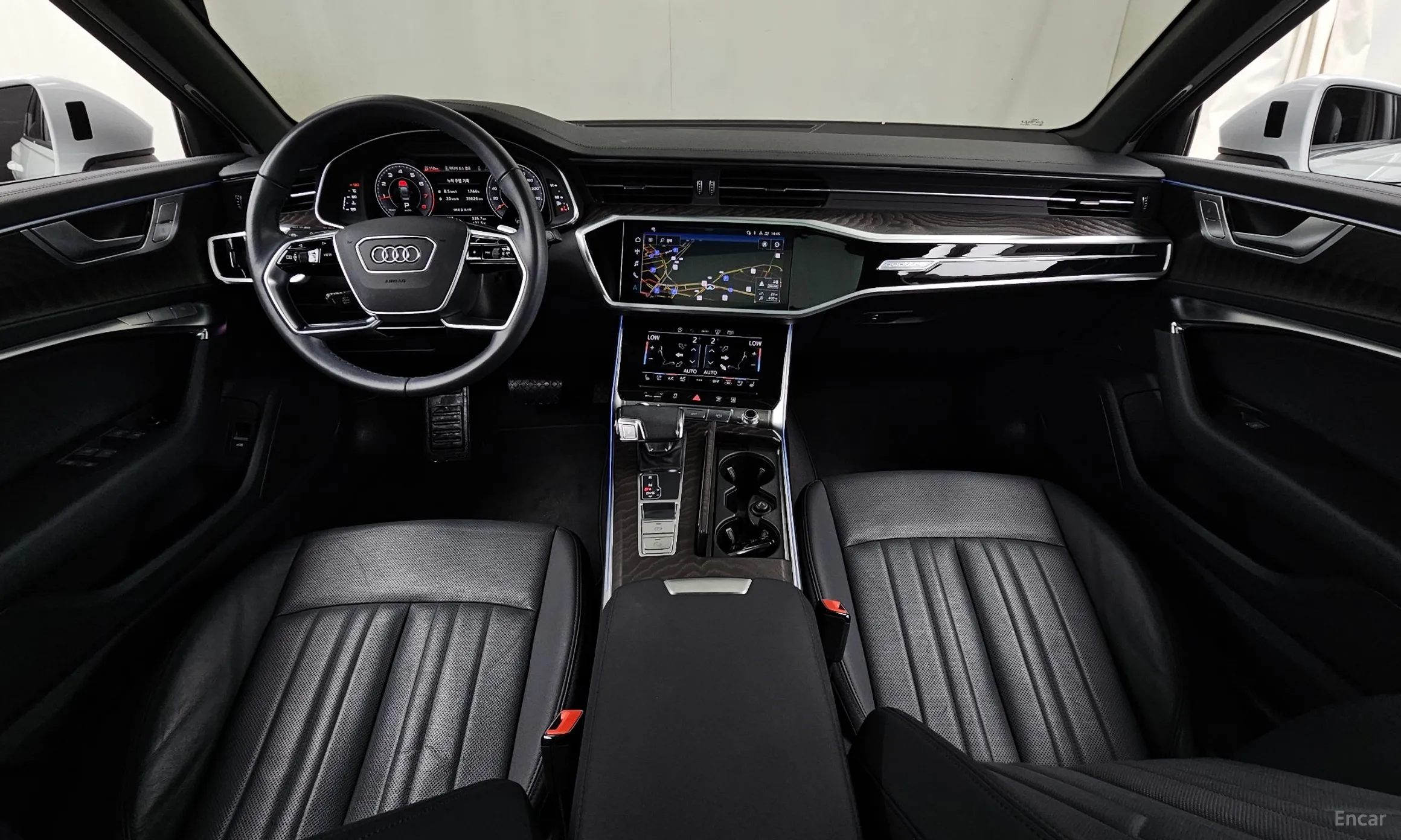 Audi A6 (C8) превью 7