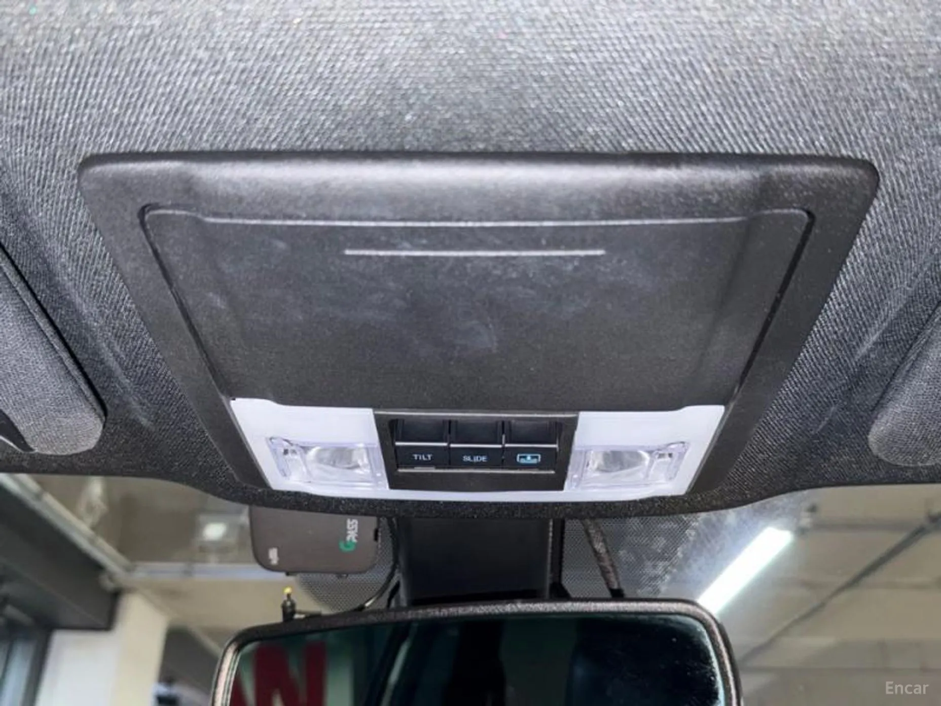 Ford Explorer превью 16