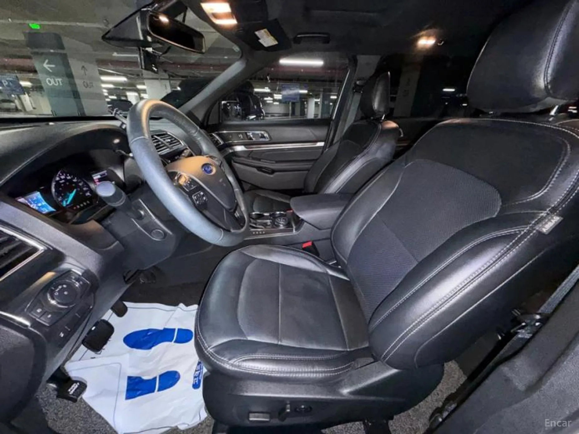 Ford Explorer превью 6