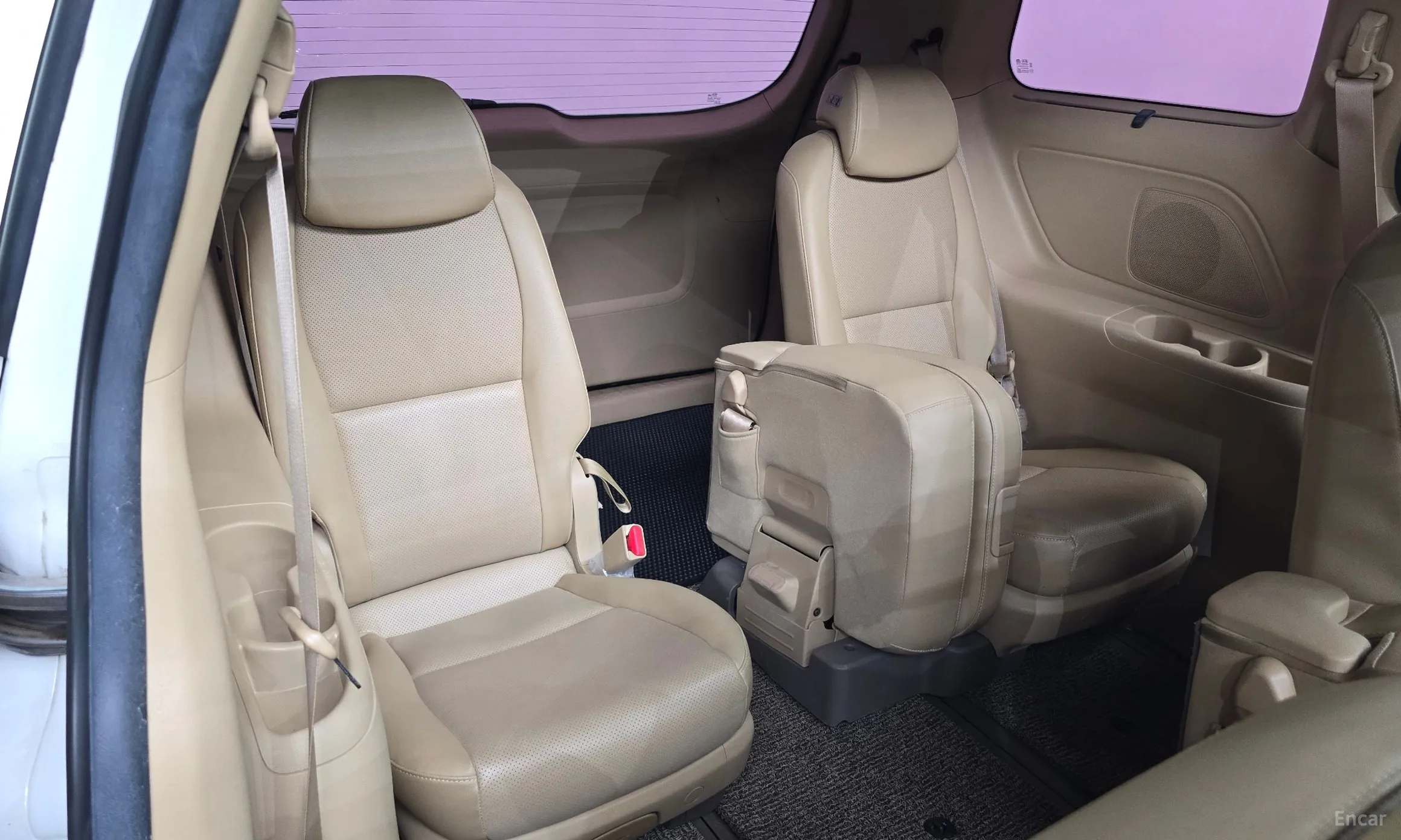 Kia Carnival превью 12