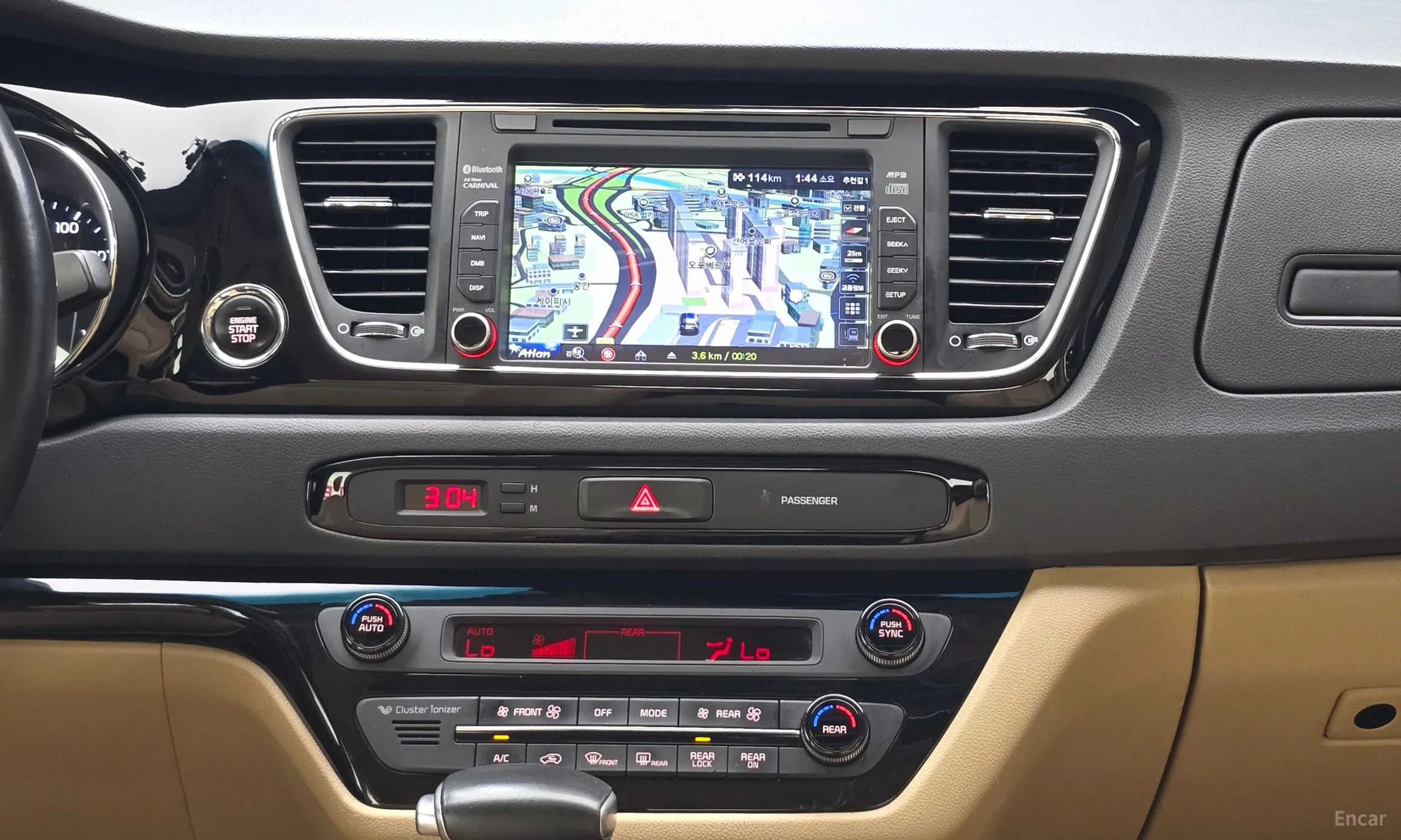 Kia Carnival превью 16
