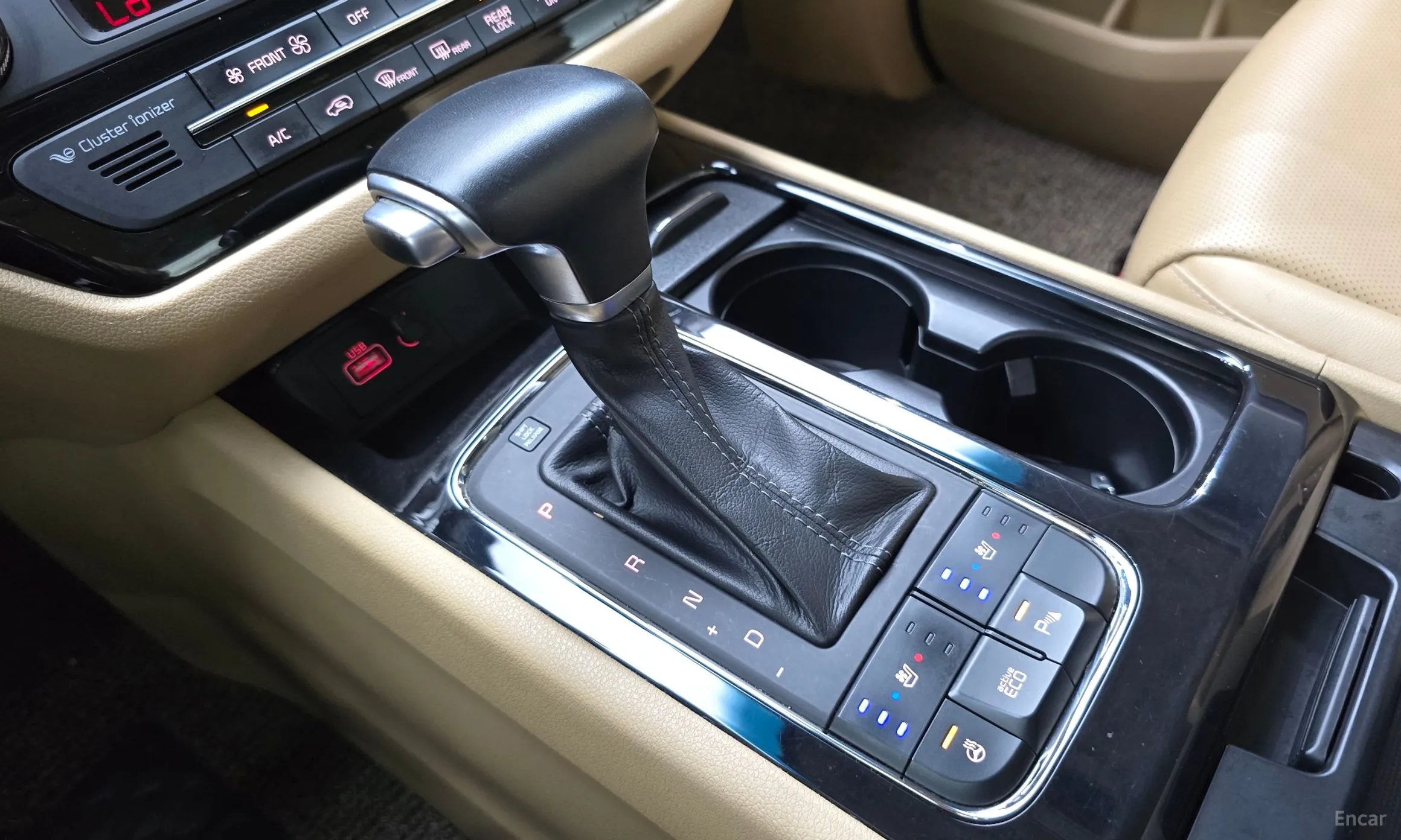 Kia Carnival превью 9