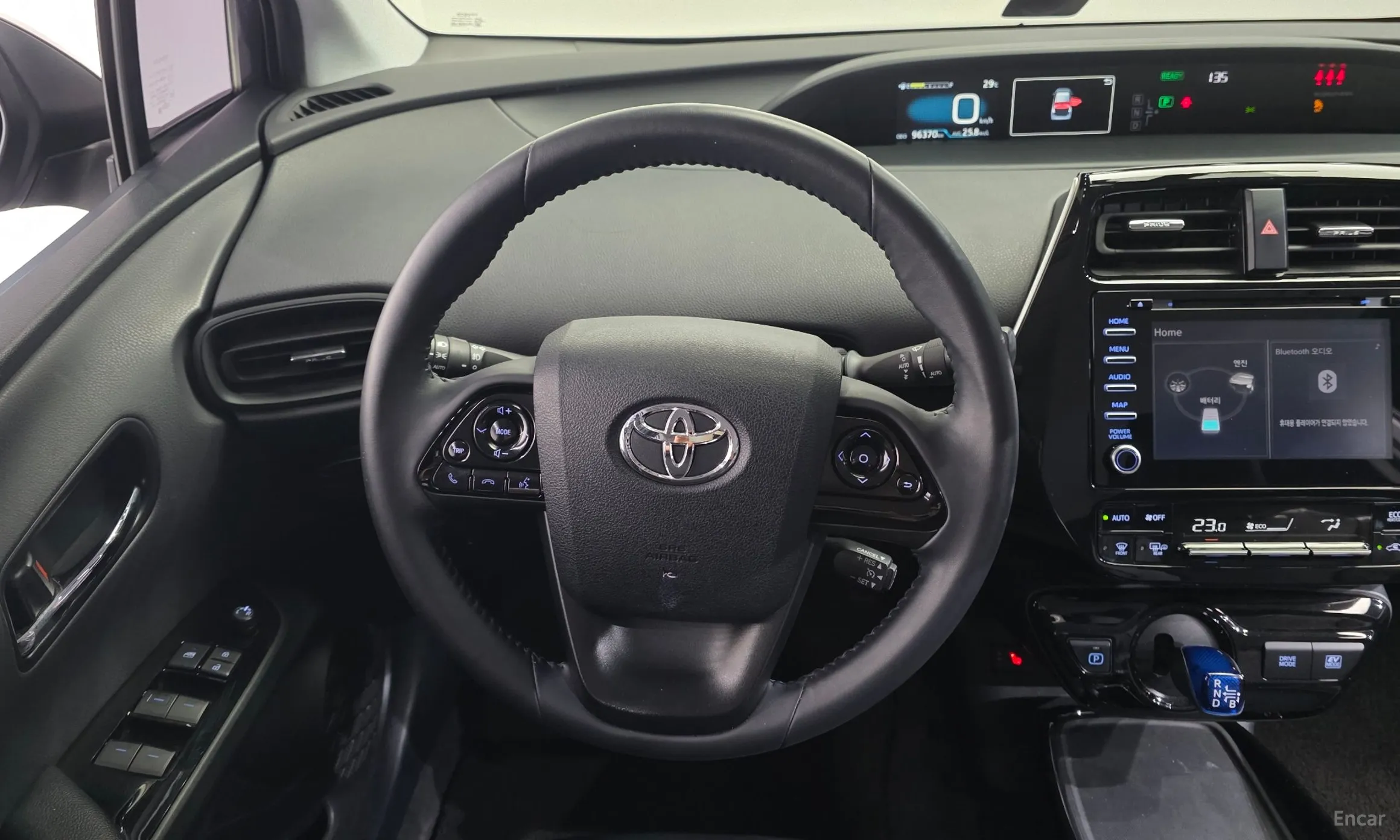 Toyota Prius 4th Generation превью 13