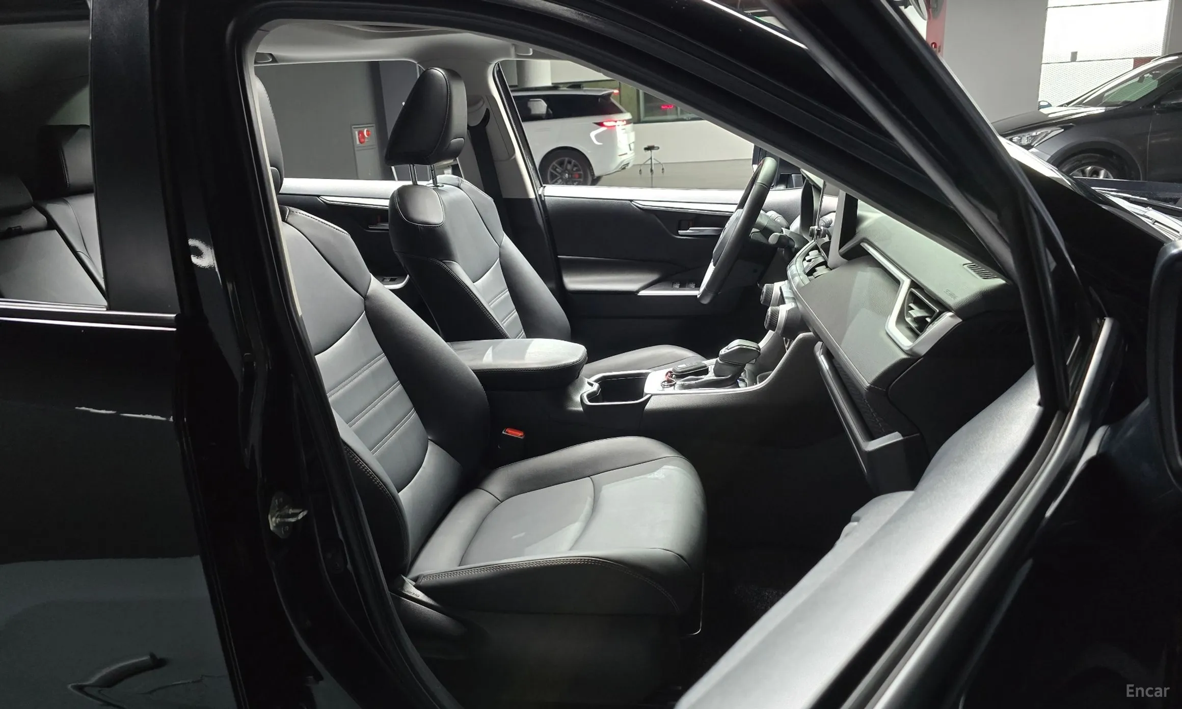 Toyota RAV4 5th Generation превью 11