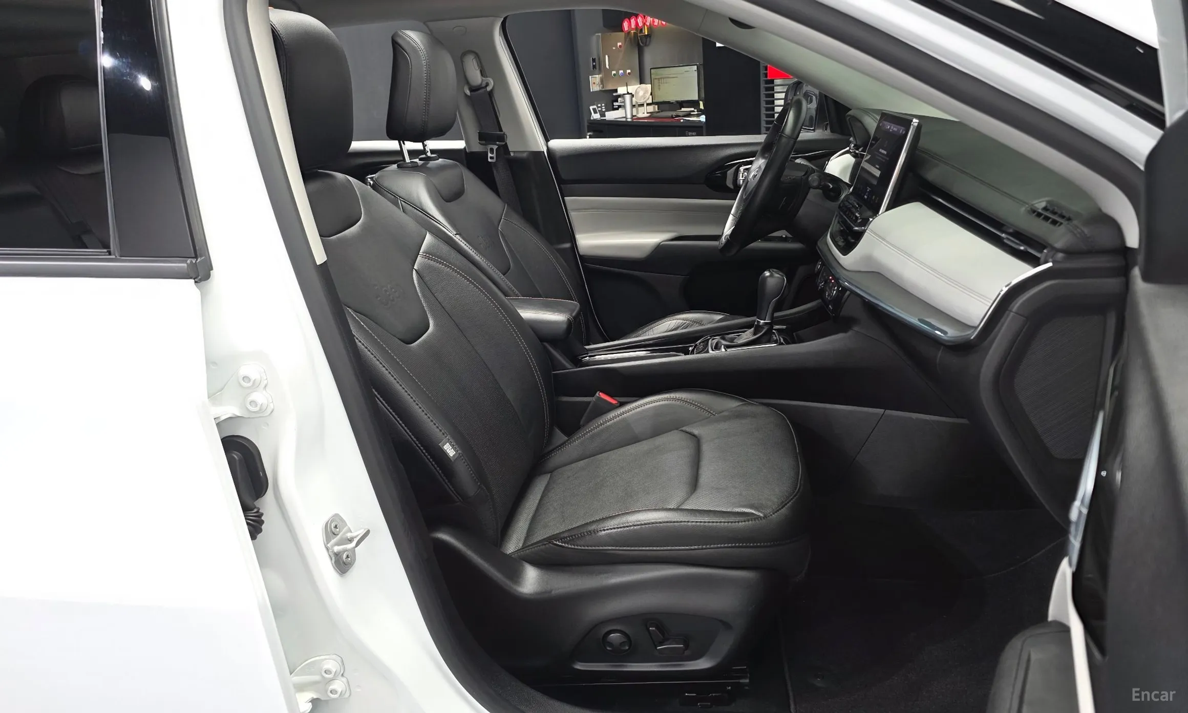 Jeep Compass 2nd Generation превью 11