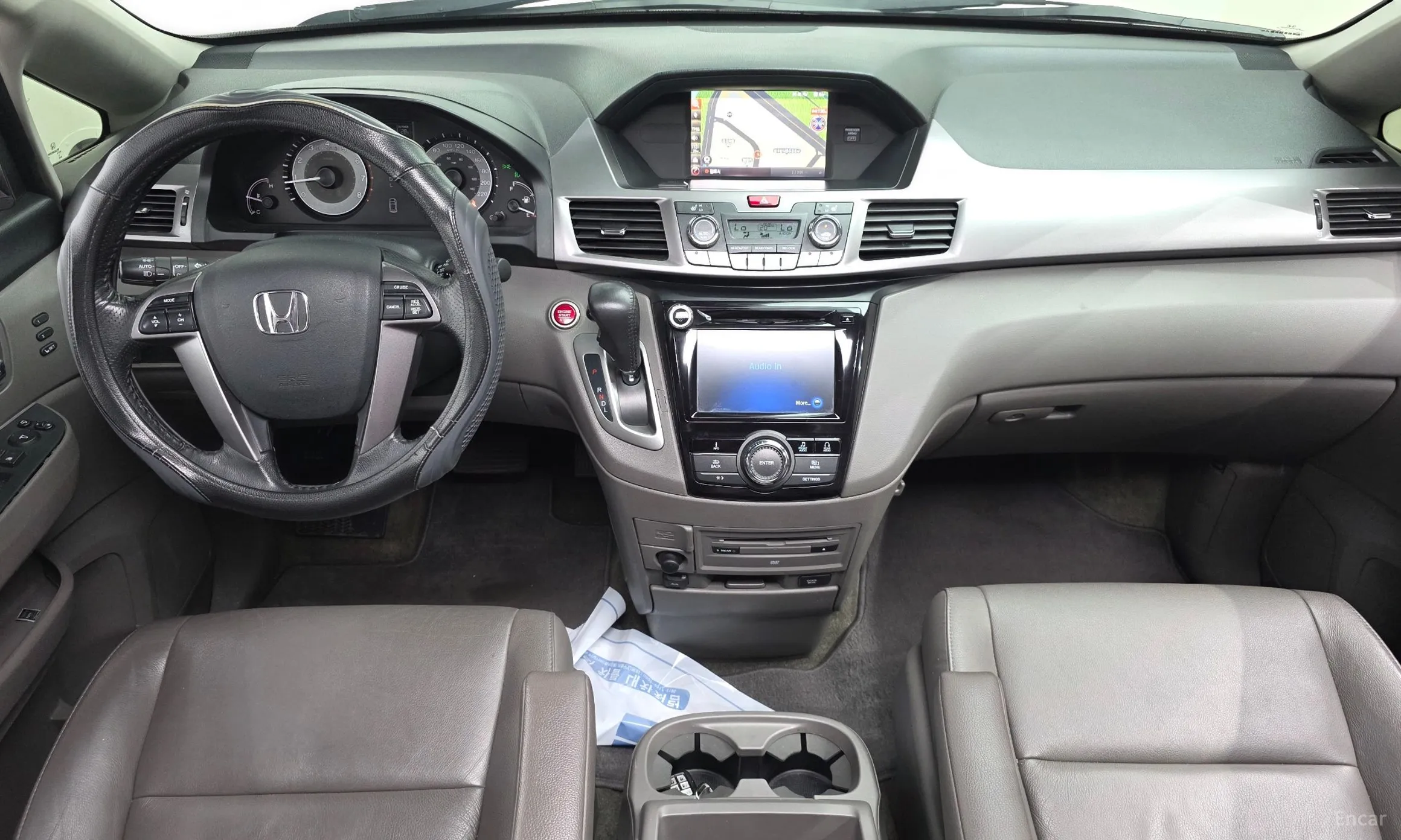 Honda Odyssey превью 7