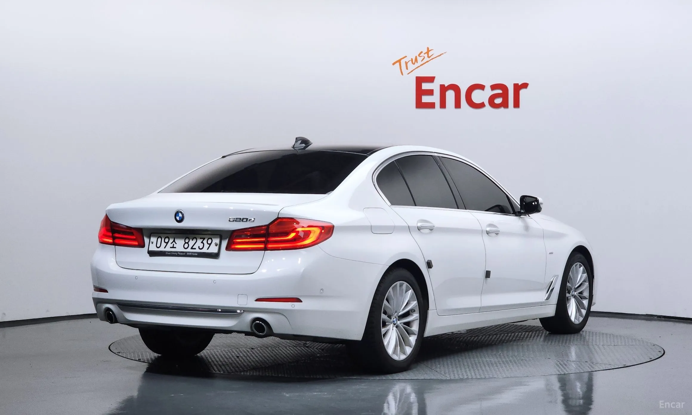 BMW 5 Series (G30)
