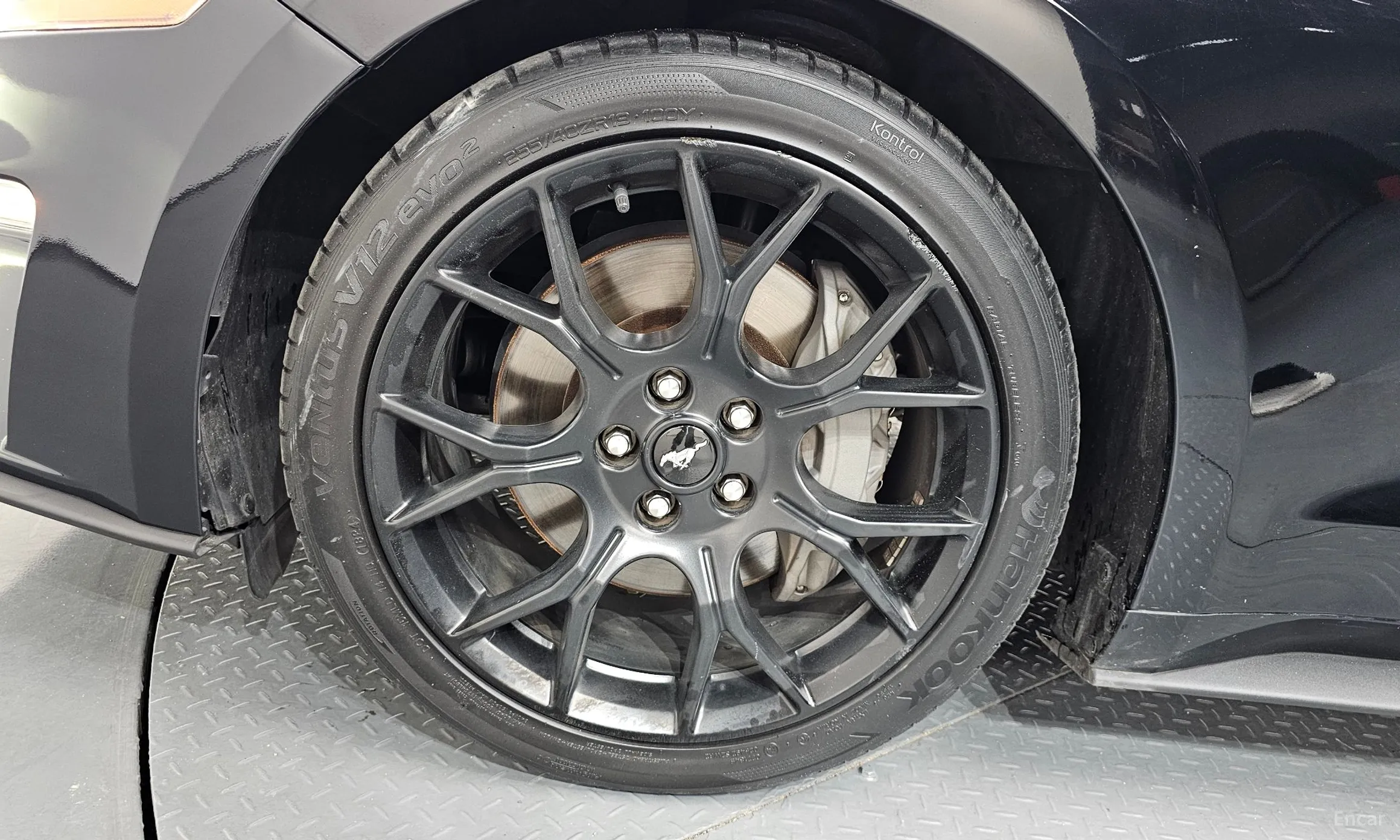 Ford Mustang превью 5