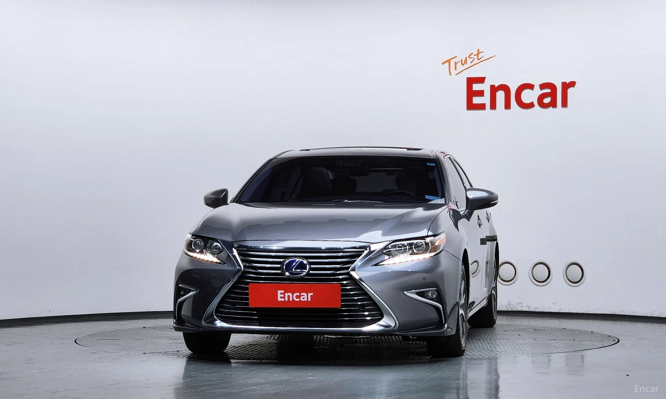 Lexus New ES300h превью 3