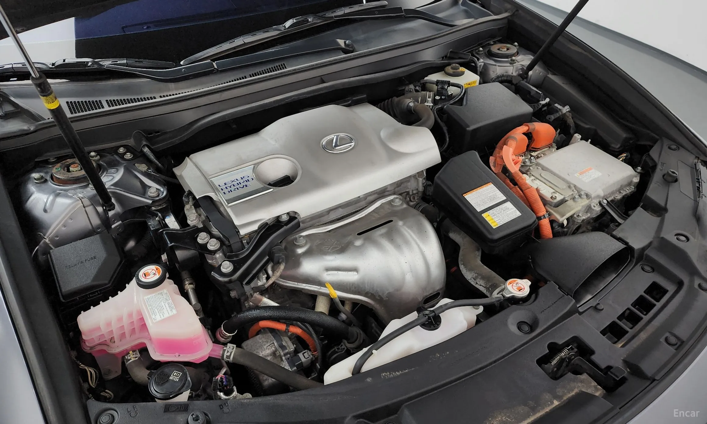 Lexus New ES300h превью 6