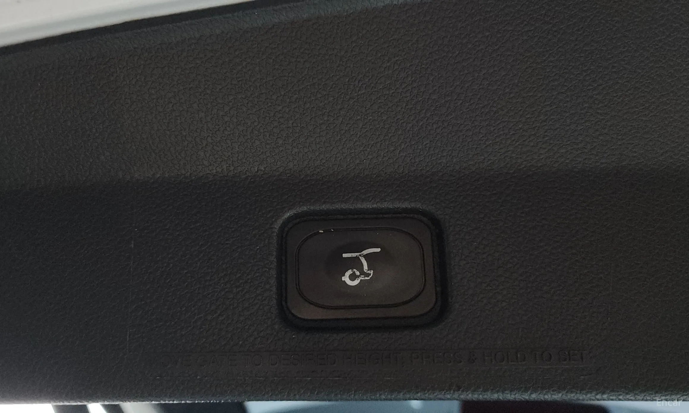 Ford Explorer превью 16