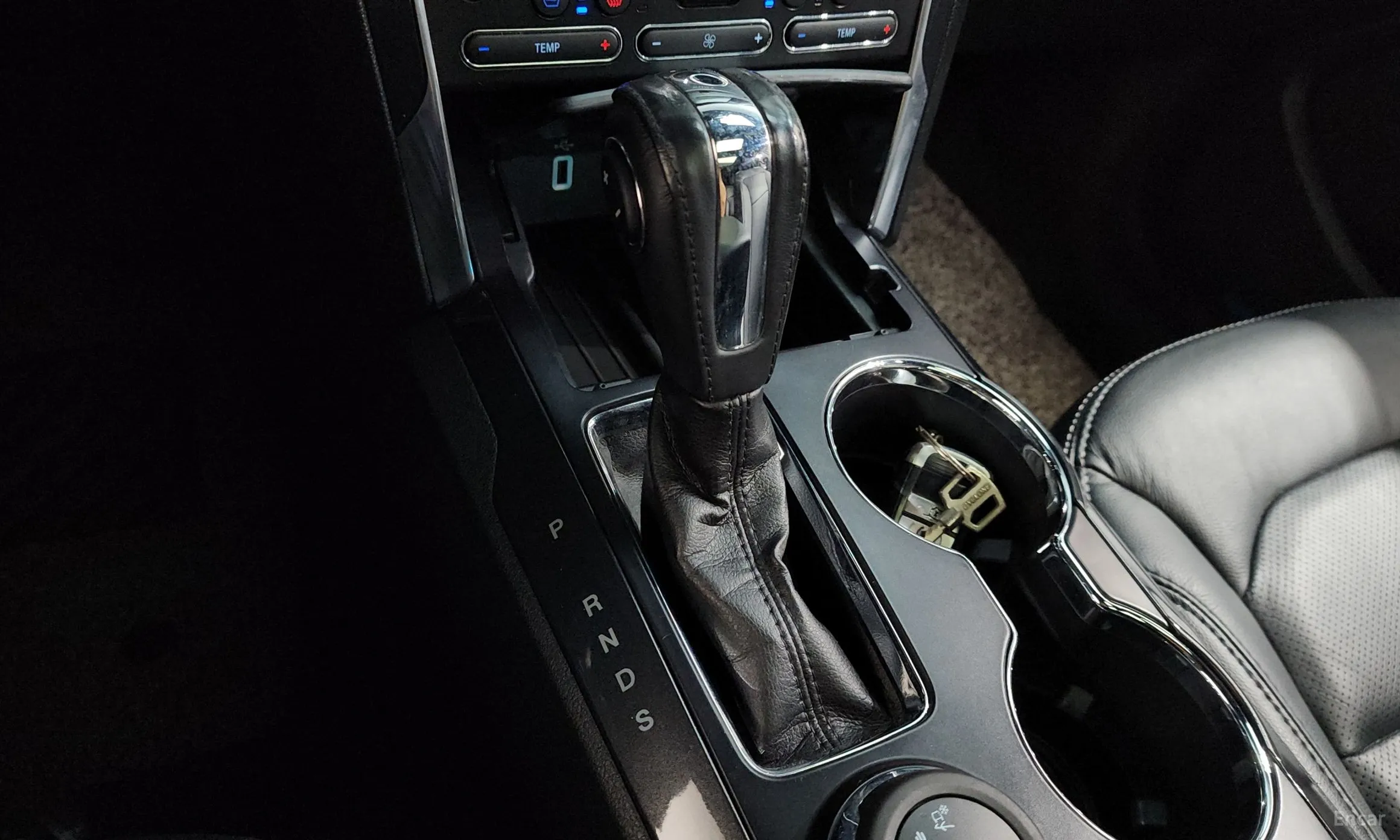 Ford Explorer превью 9