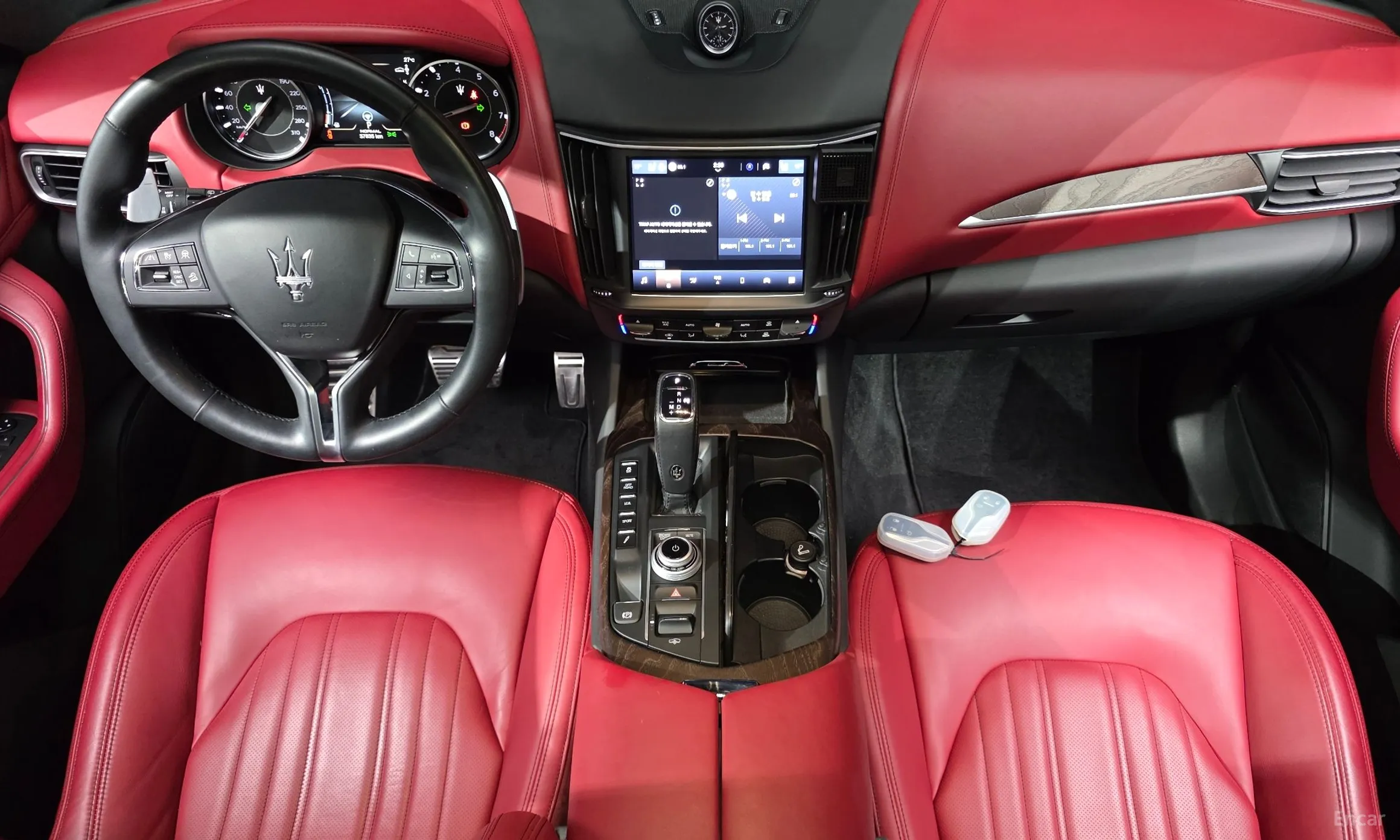 Maserati Levante превью 7