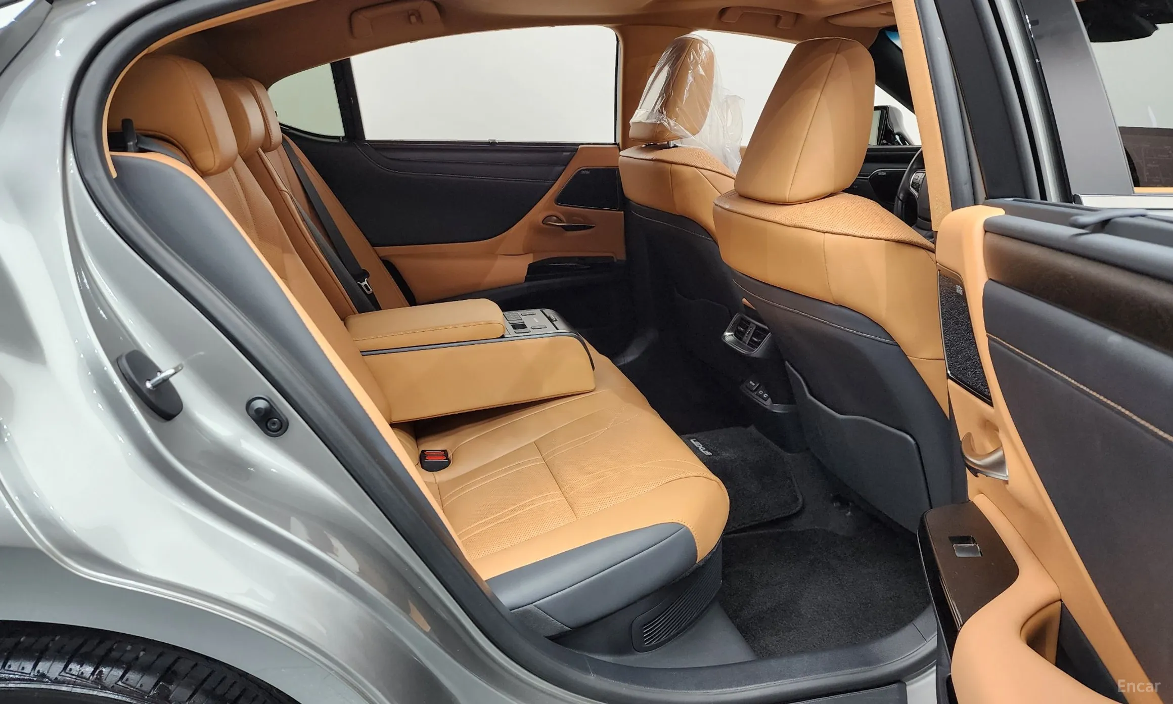 Lexus ES300h 7th Generation превью 11