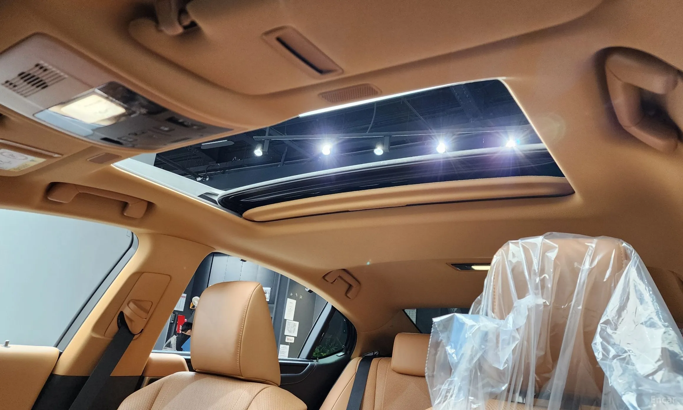Lexus ES300h 7th Generation превью 18