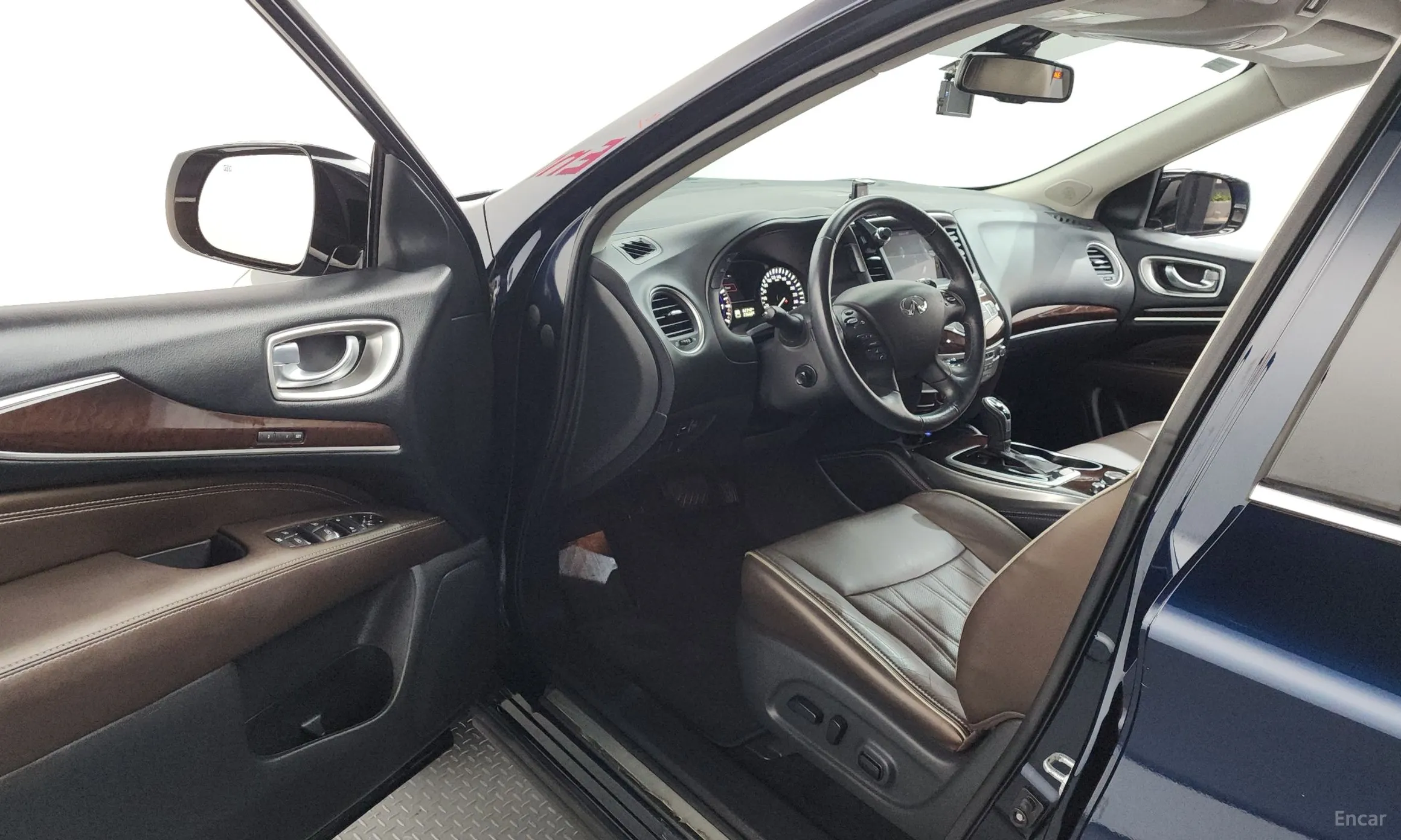 Infiniti QX60 превью 10