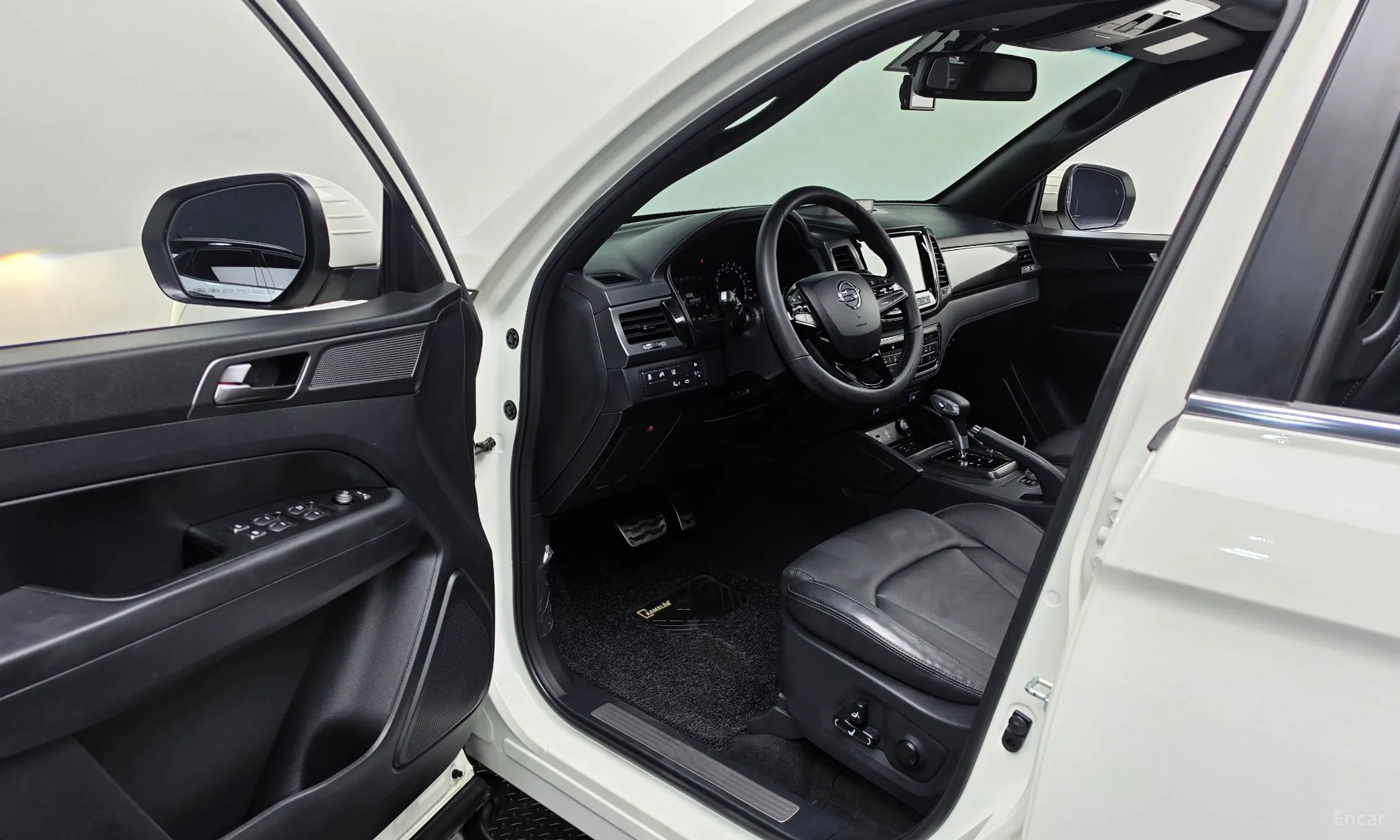 KG Mobility (SsangYong) Rexton Sports Khan превью 10