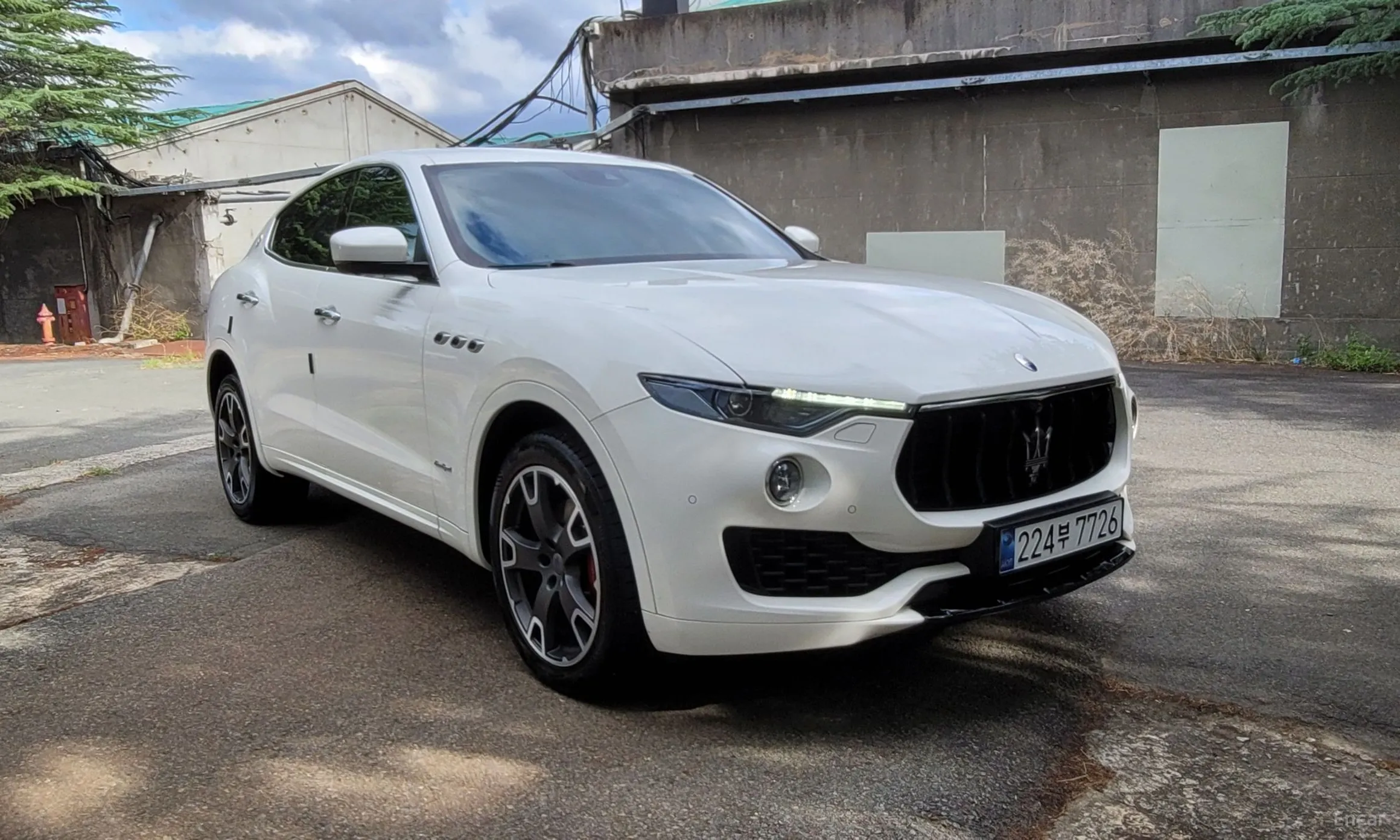 Maserati Levante превью 3
