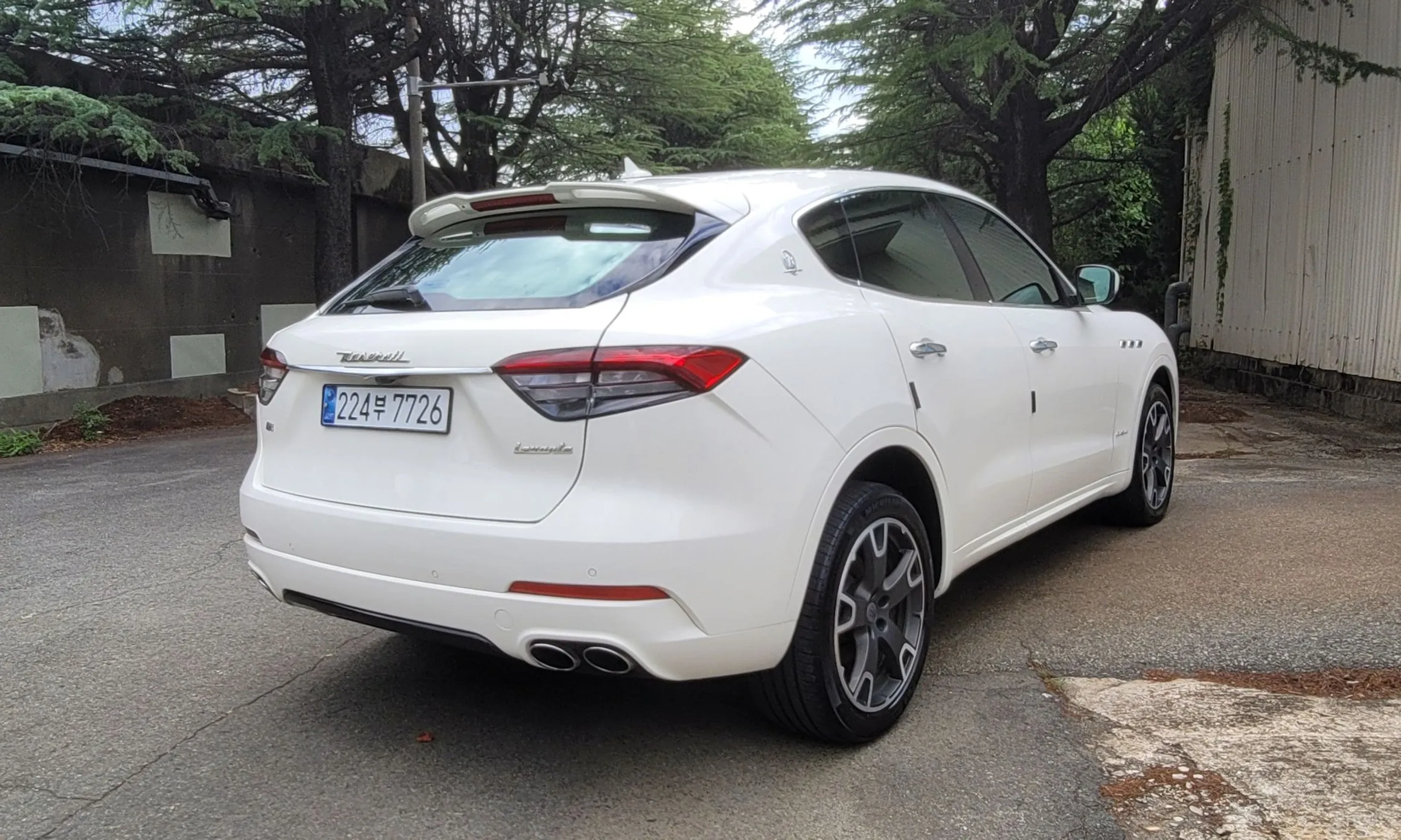 Maserati Levante превью 4