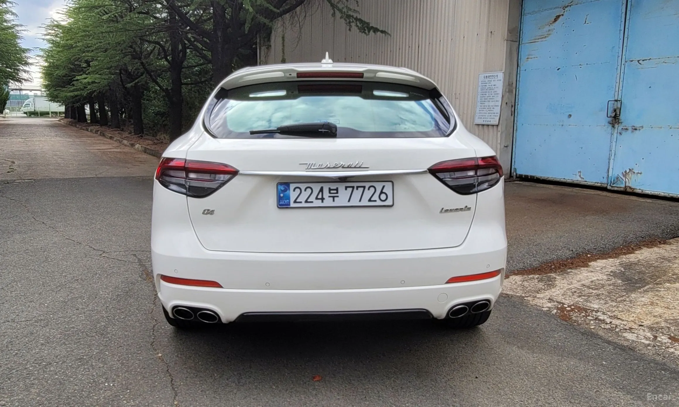Maserati Levante превью 5
