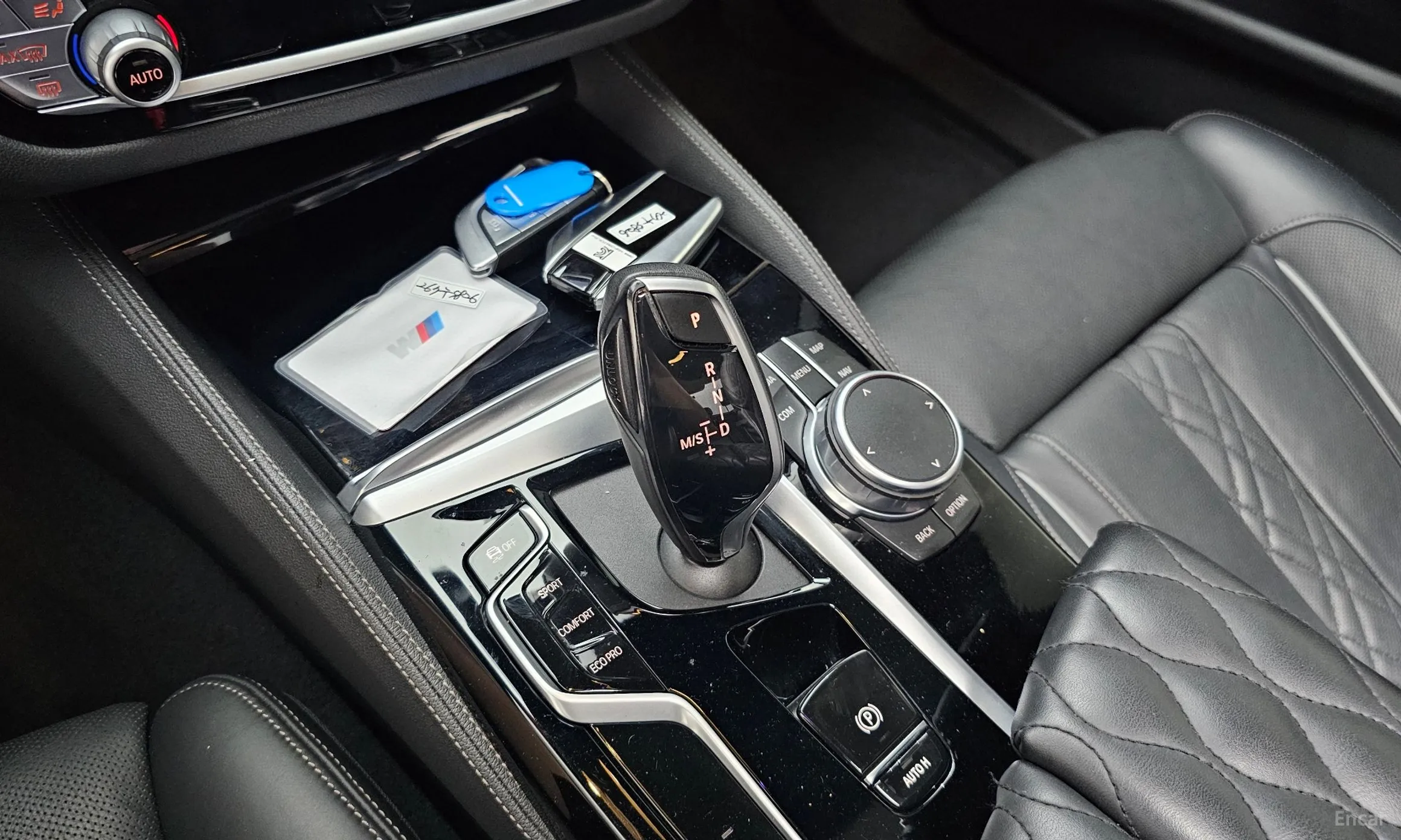 BMW 5 Series (G30) превью 9