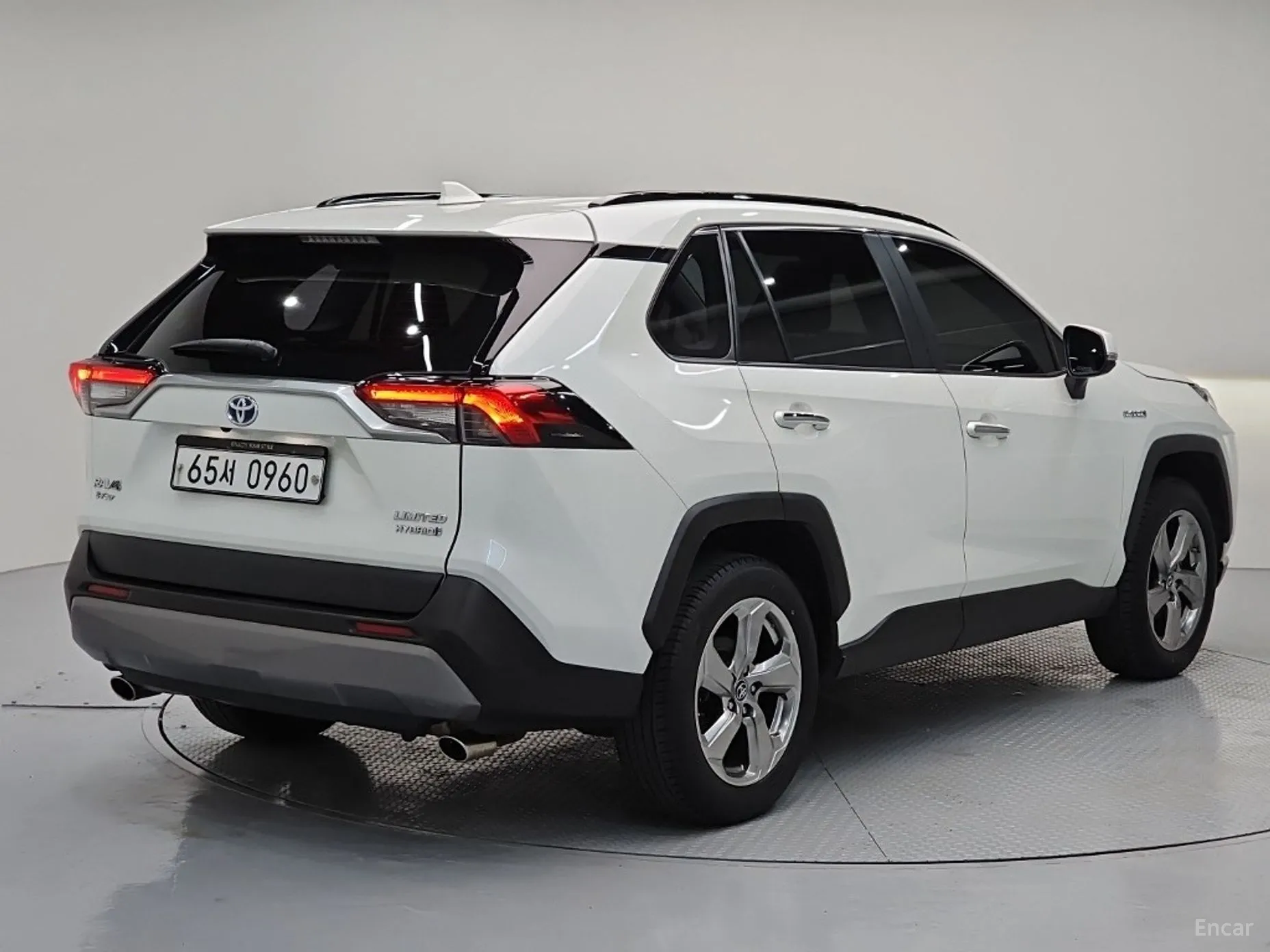 Toyota RAV4 5th Generation превью 4