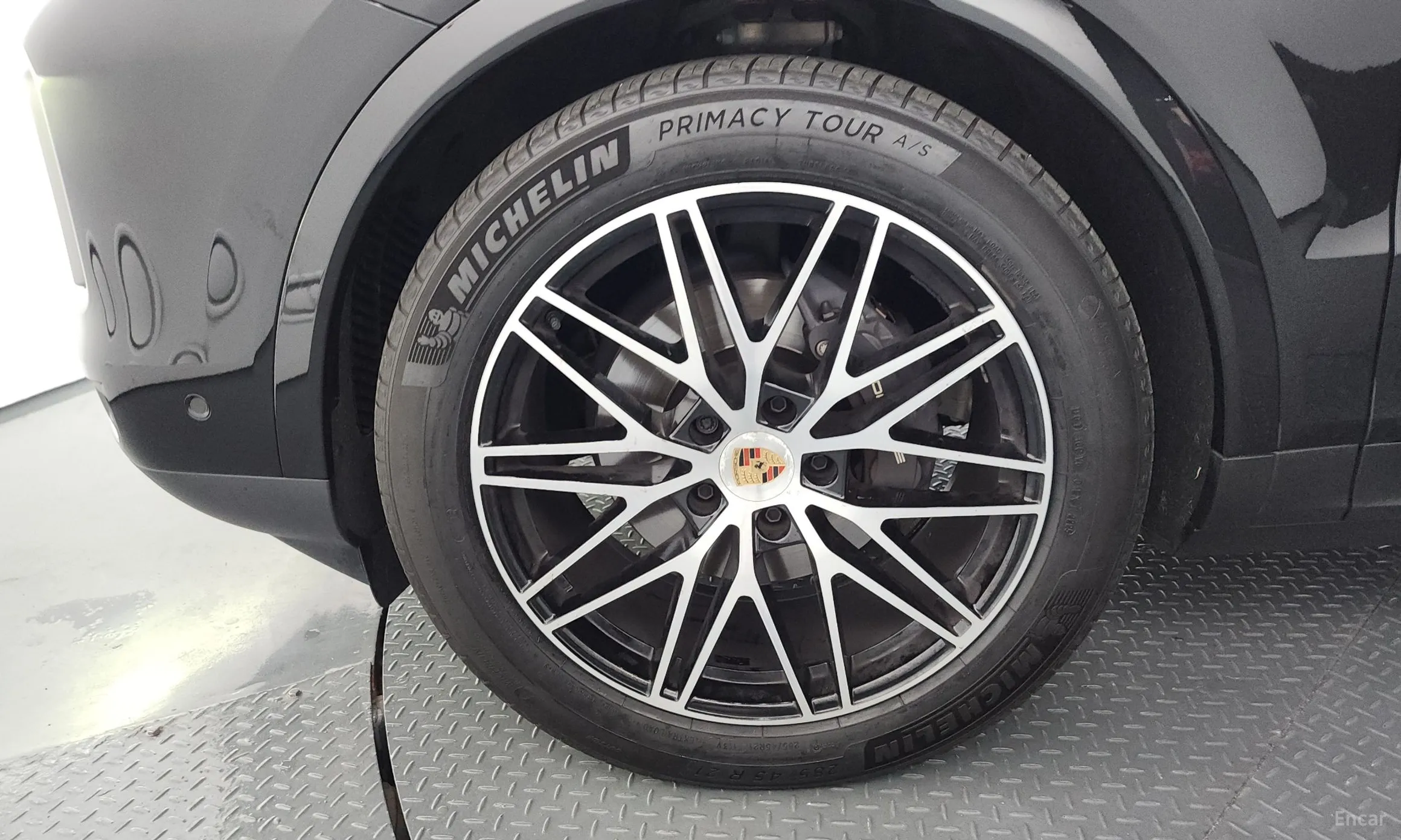 Porsche Cayenne (PO536) превью 5