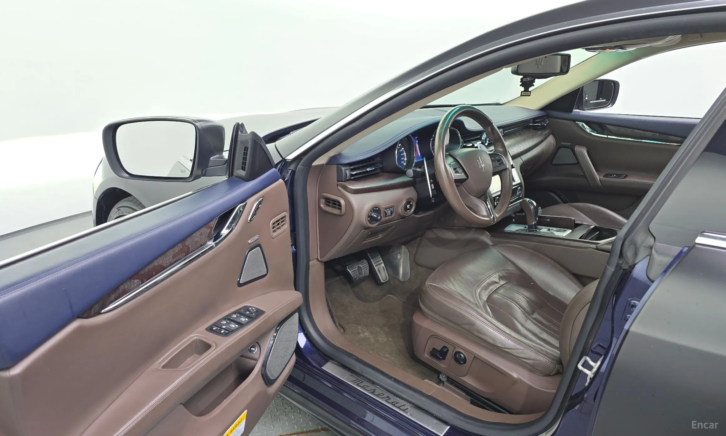 Maserati Quattroporte превью 10