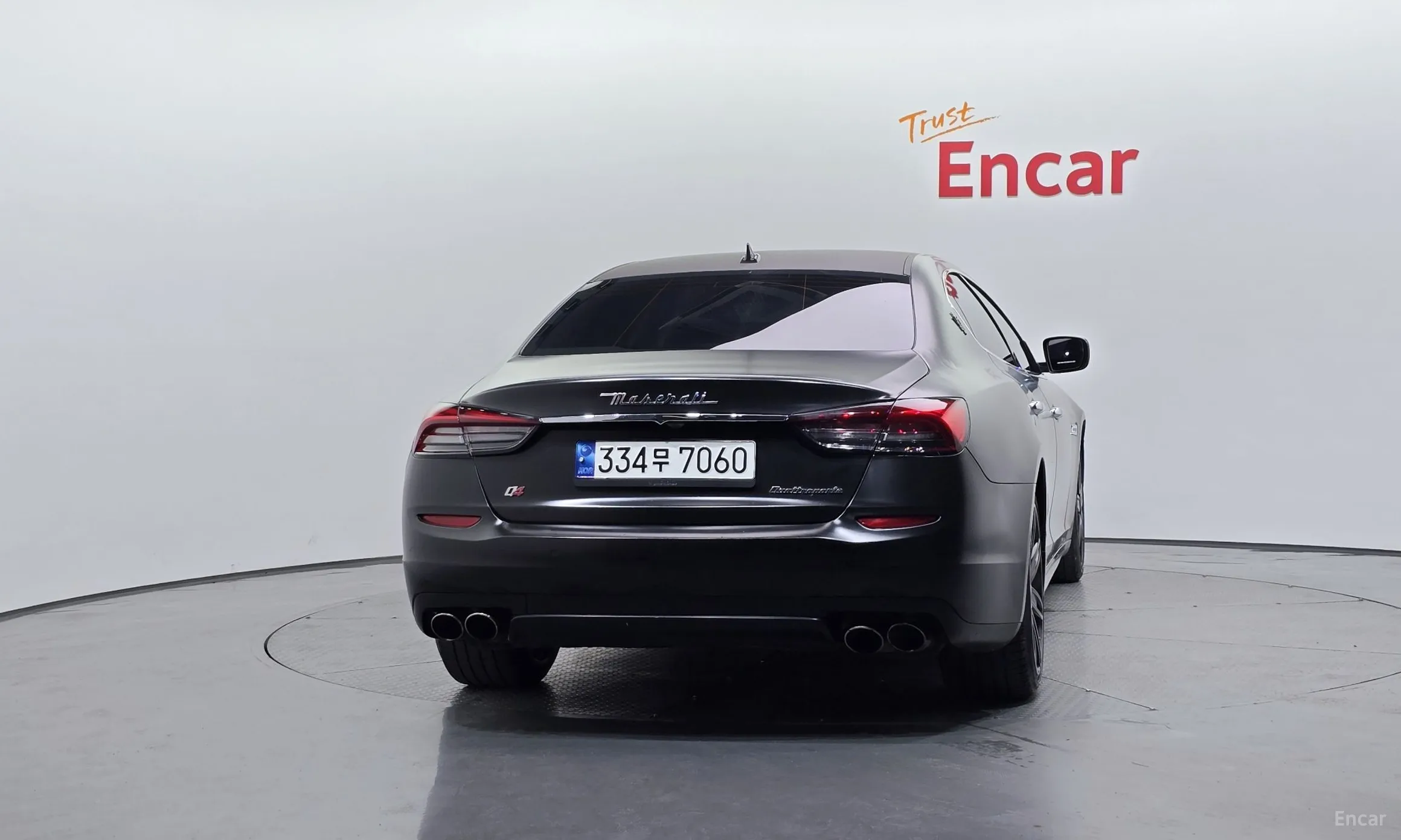 Maserati Quattroporte превью 4