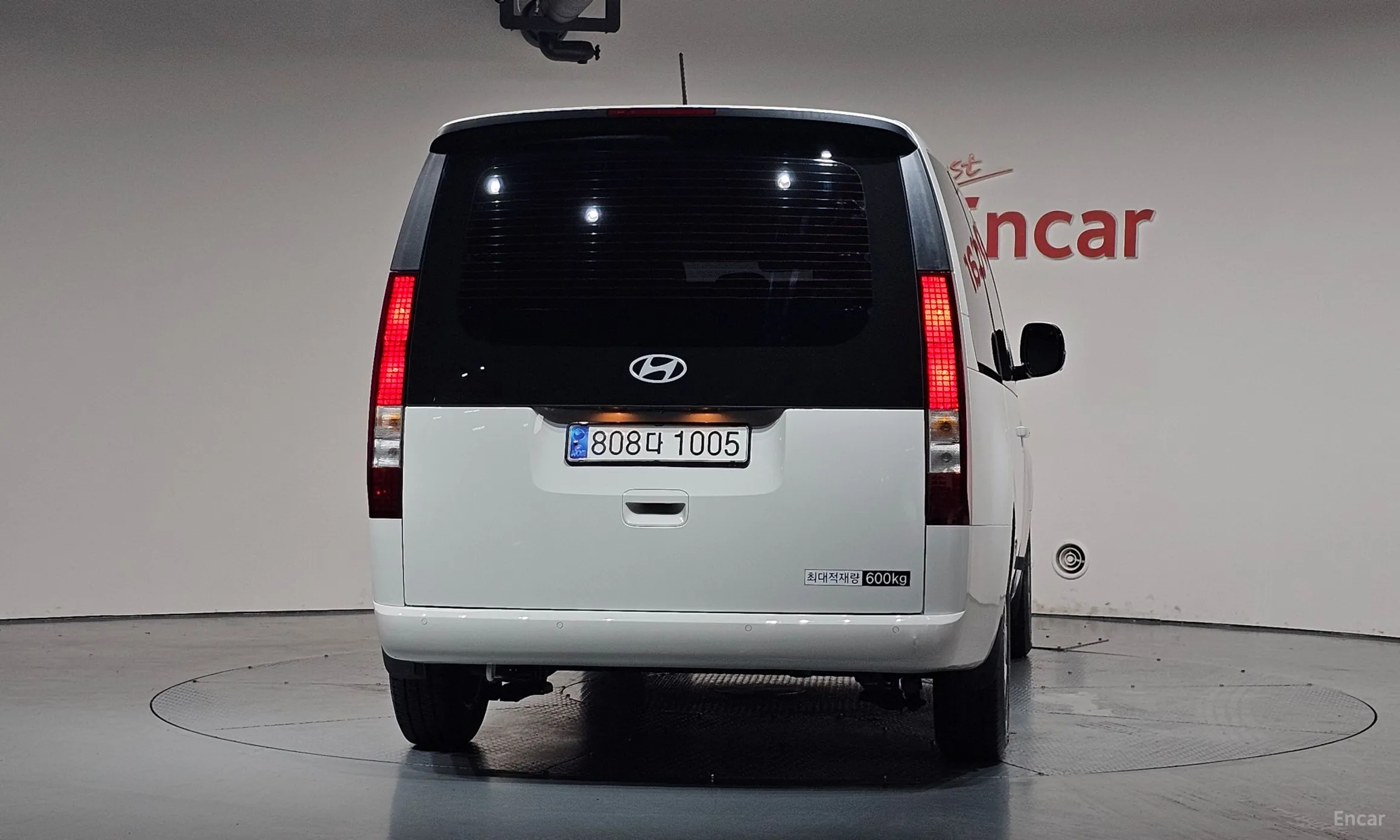 Hyundai Staria превью 4