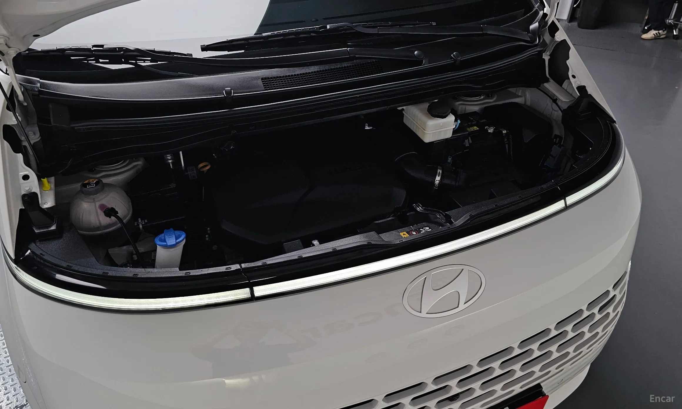 Hyundai Staria превью 6