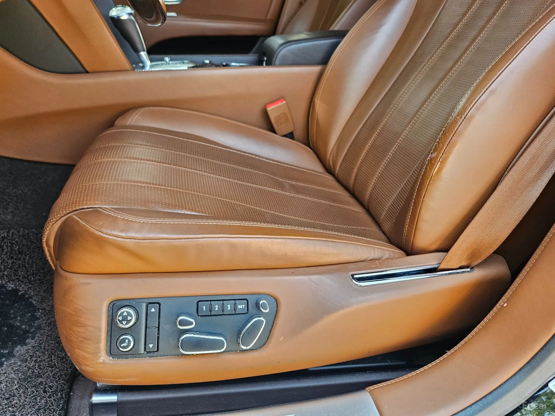 Bentley Flying Spur 2nd Generation превью 16