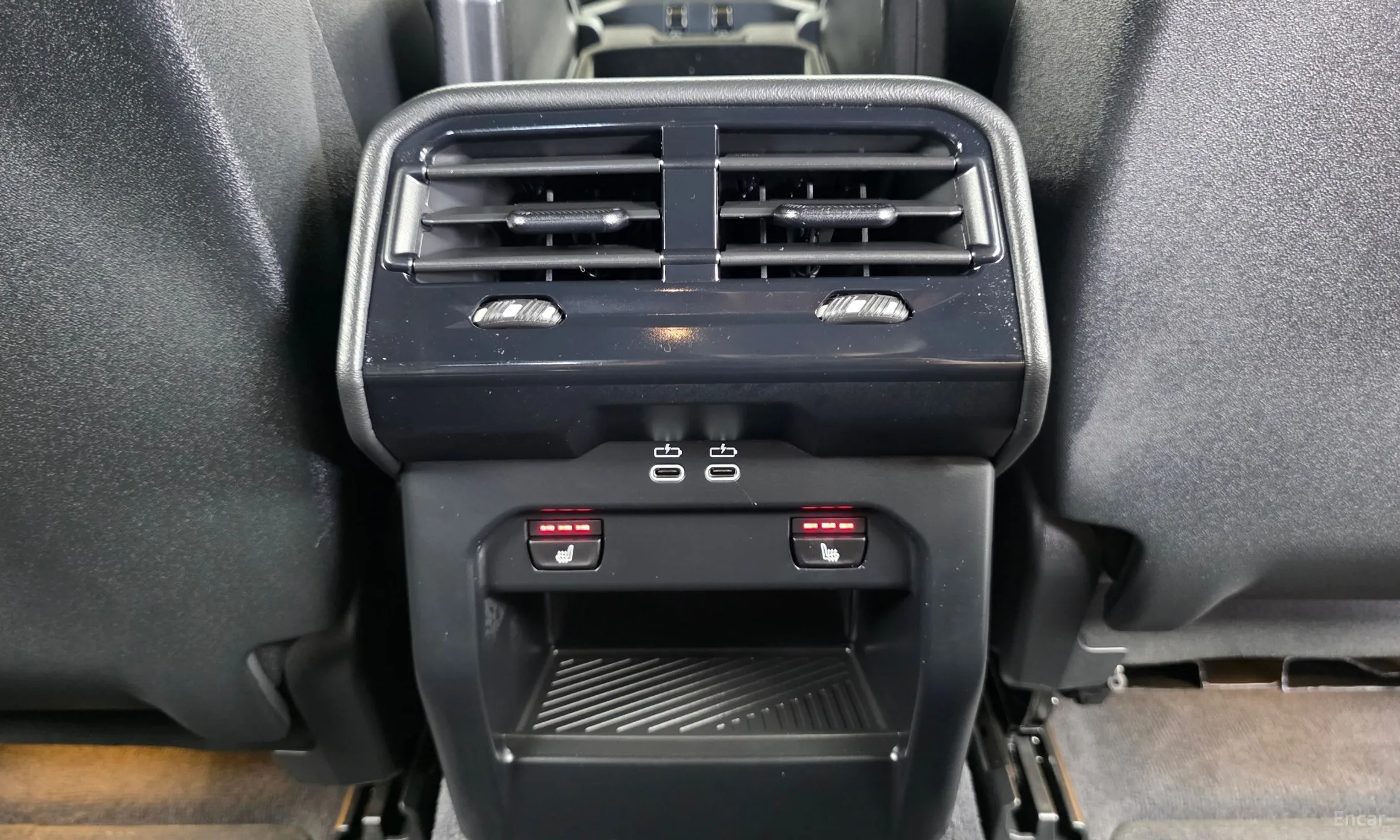 BMW 5 Series (G60) превью 18
