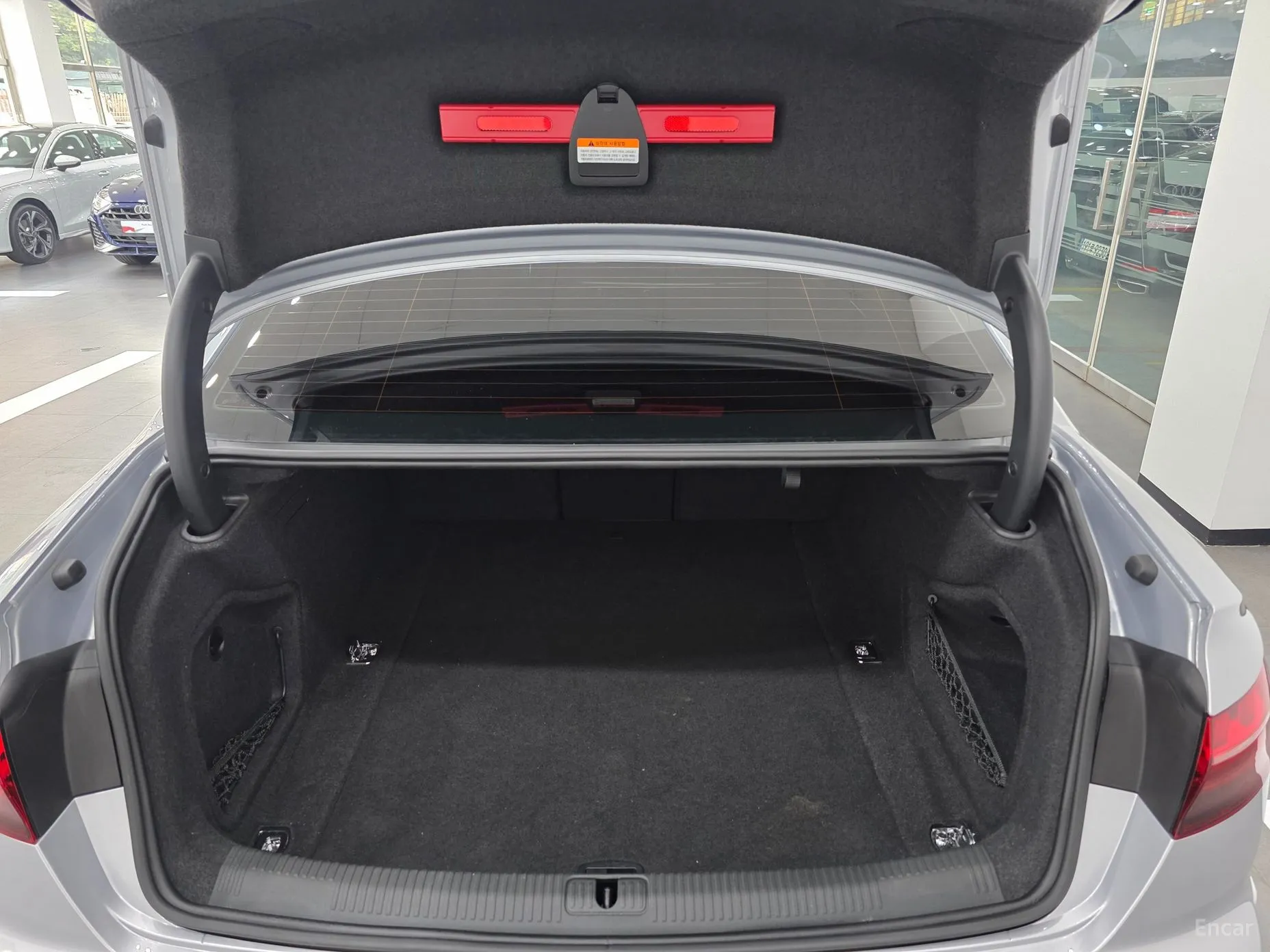 Audi A4 (B9) превью 18