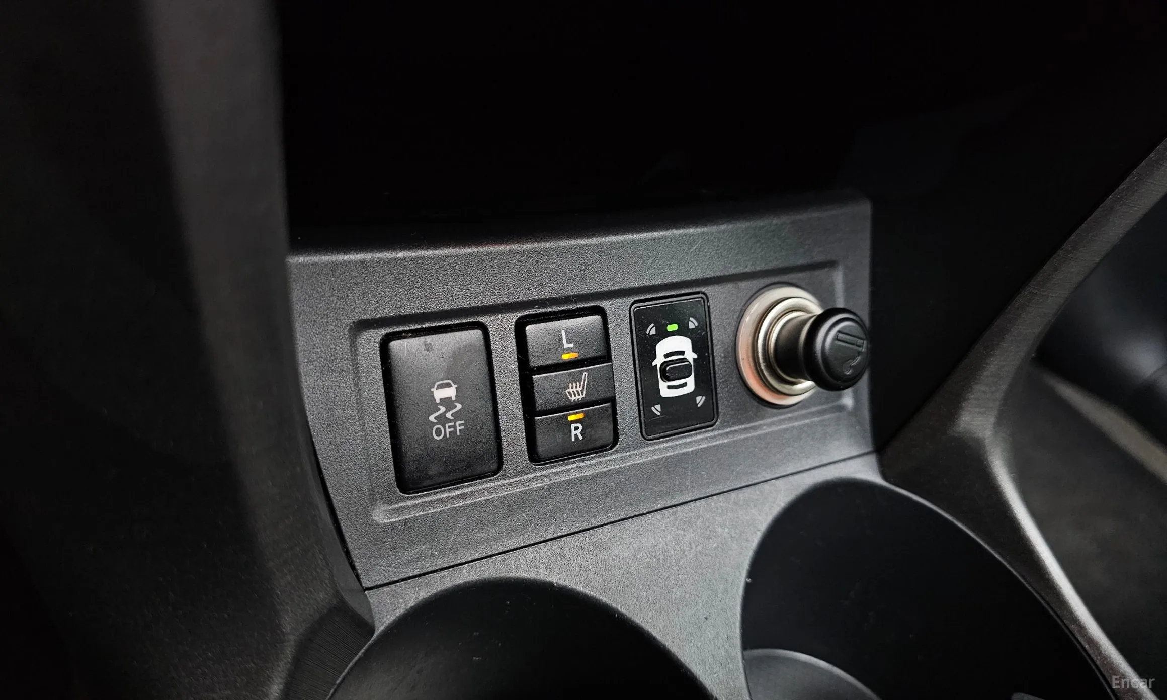 Toyota RAV4 превью 16