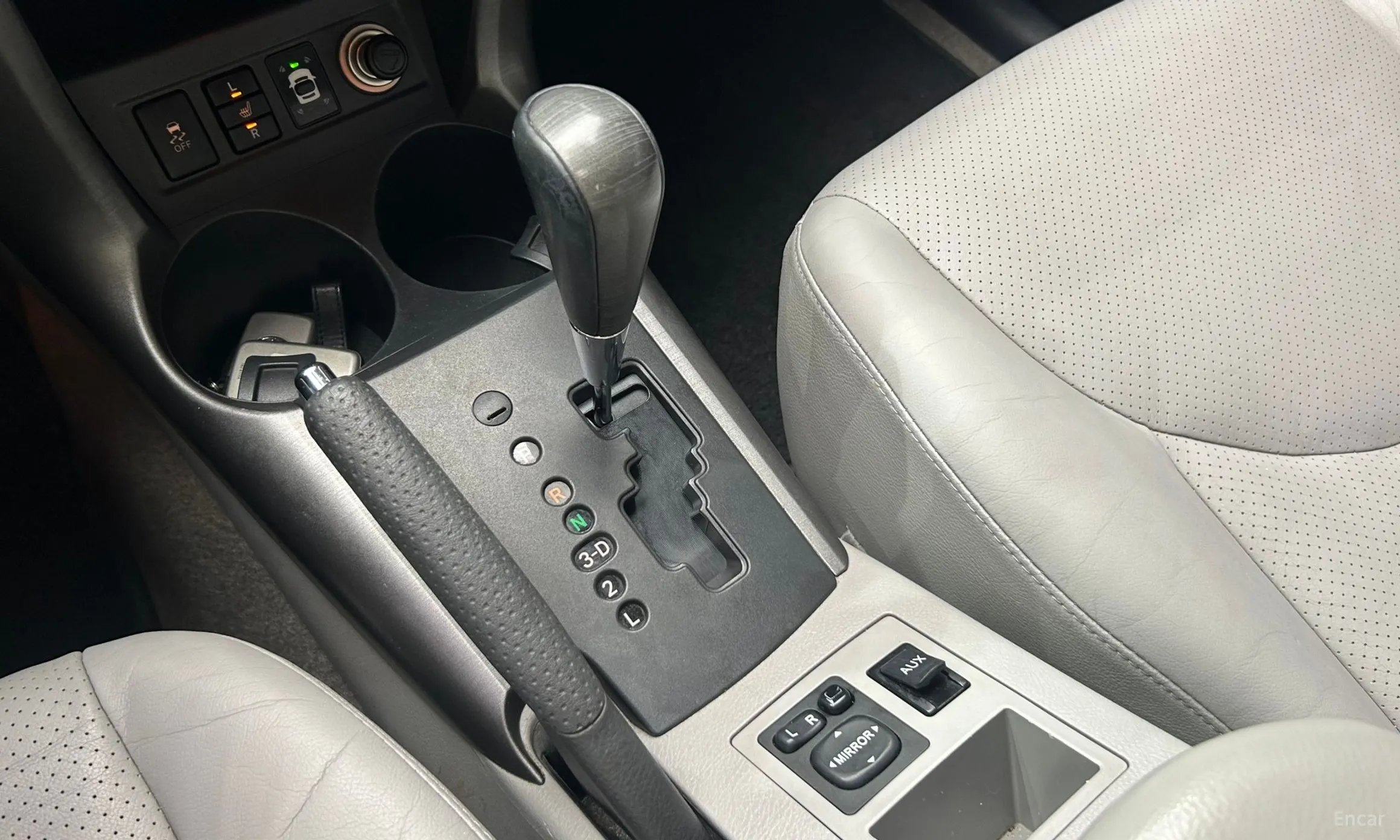 Toyota RAV4 превью 9