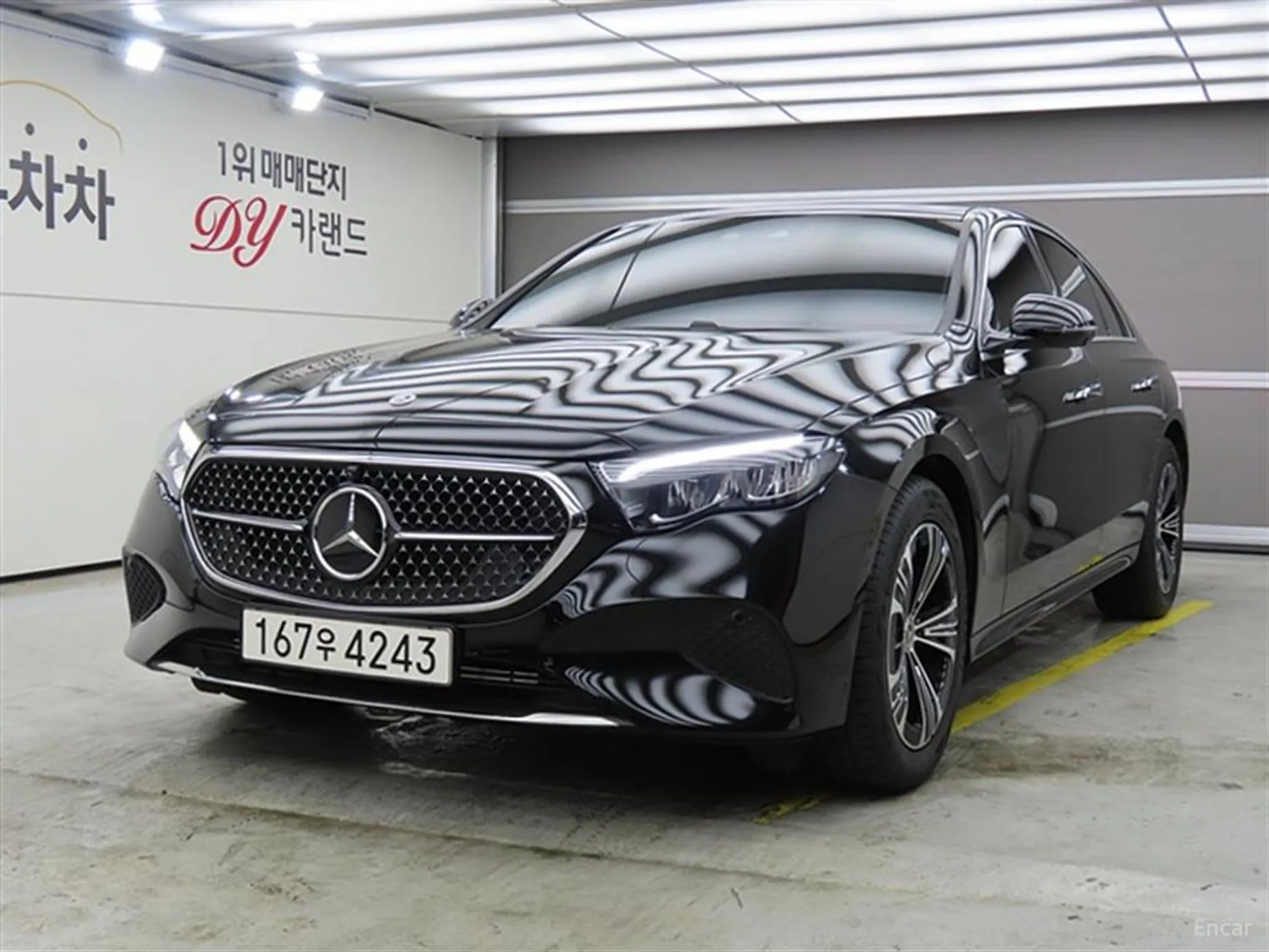 Mercedes Benz E-Class W214