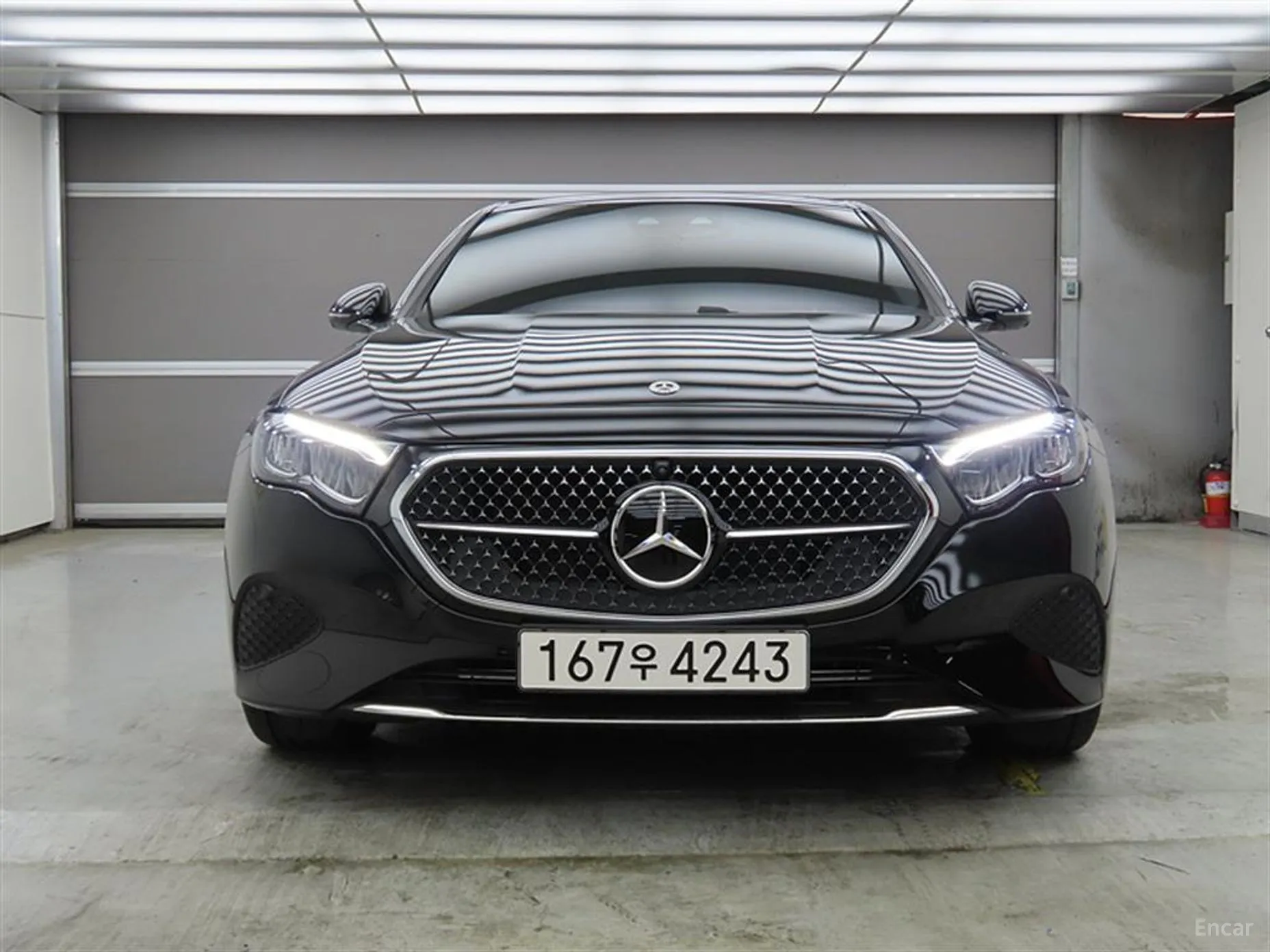 Mercedes Benz E-Class W214