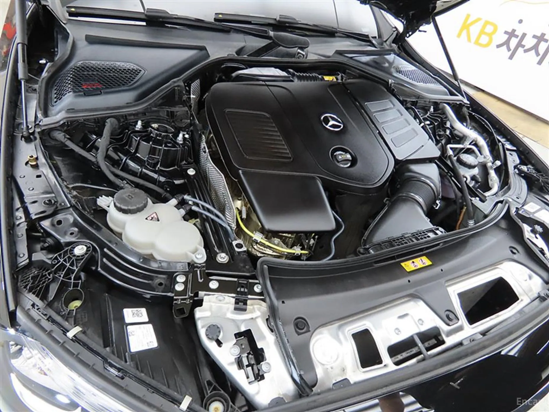 Mercedes Benz E-Class W214 превью 19