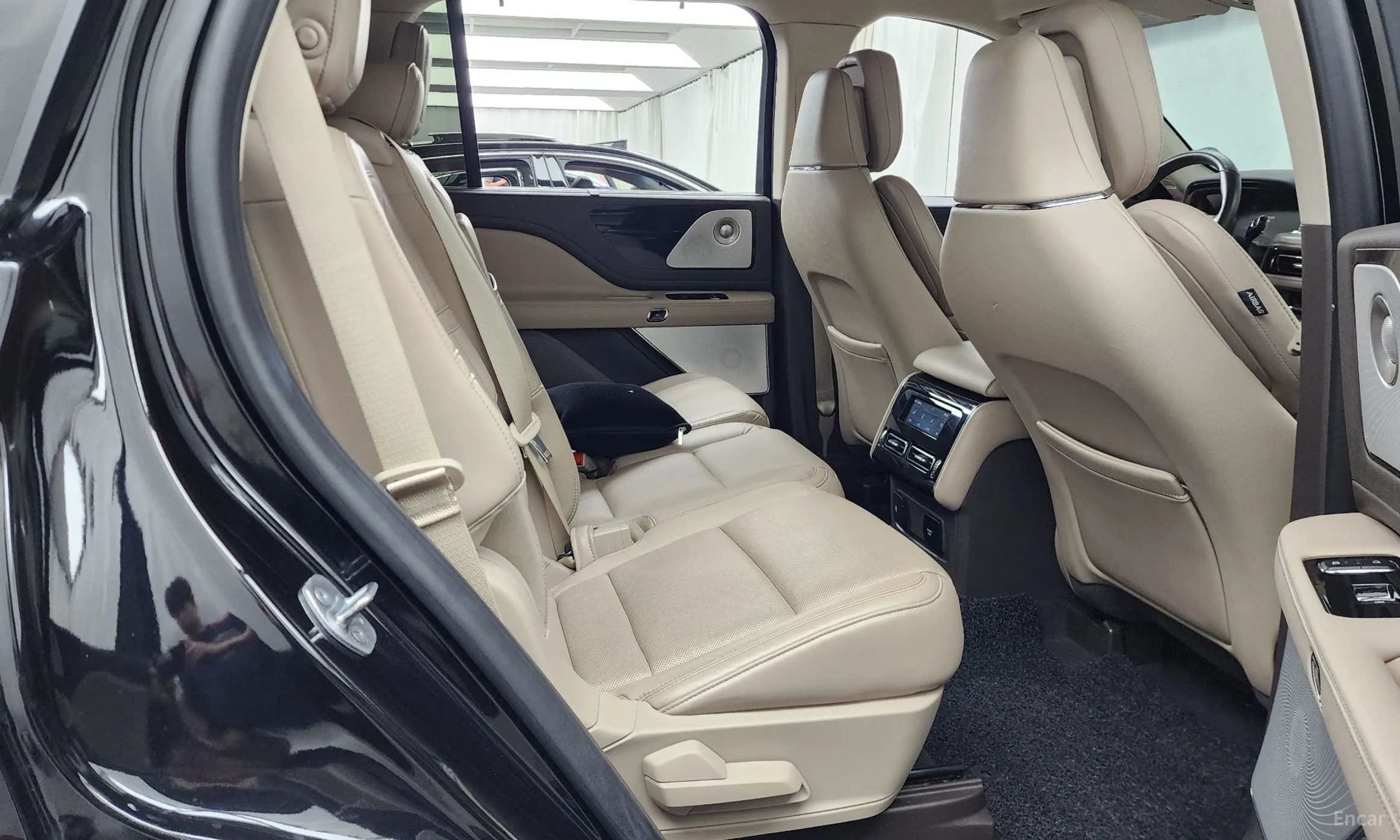 Lincoln Aviator 2nd Generation превью 12
