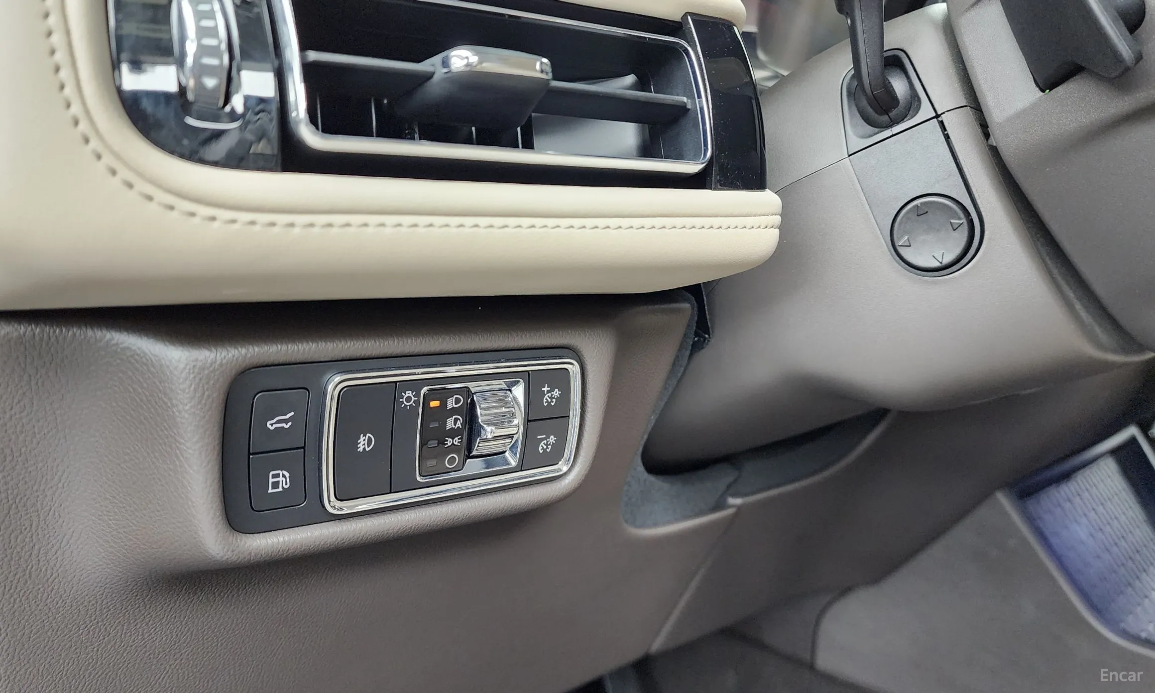 Lincoln Aviator 2nd Generation превью 16