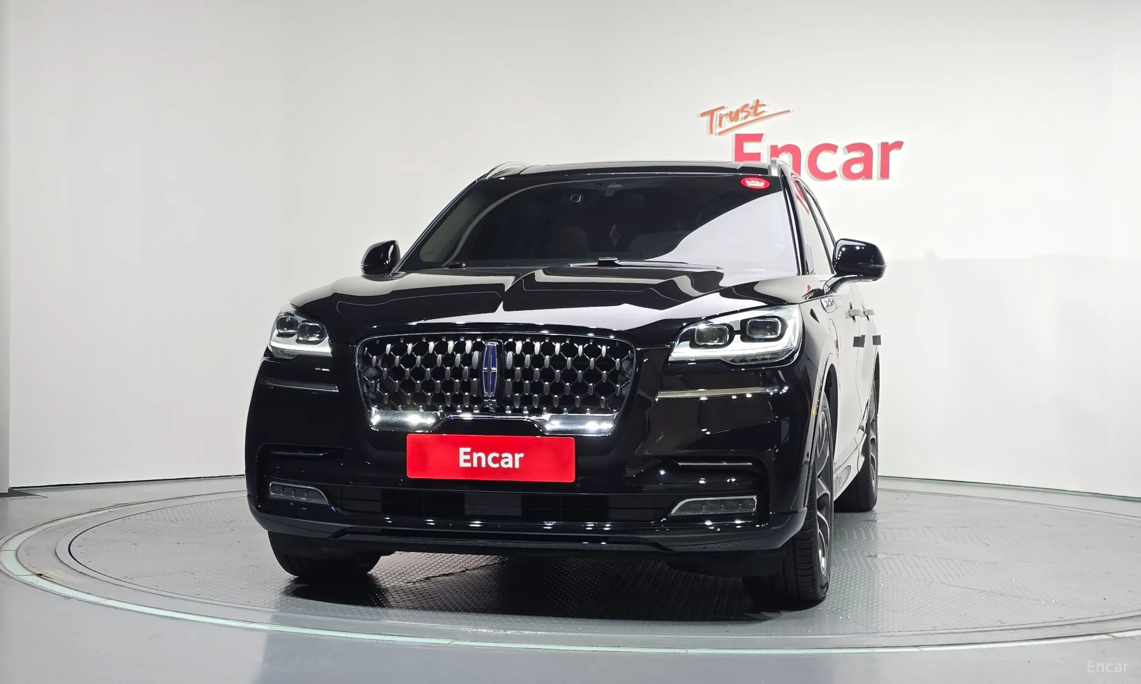 Lincoln Aviator 2nd Generation превью 3
