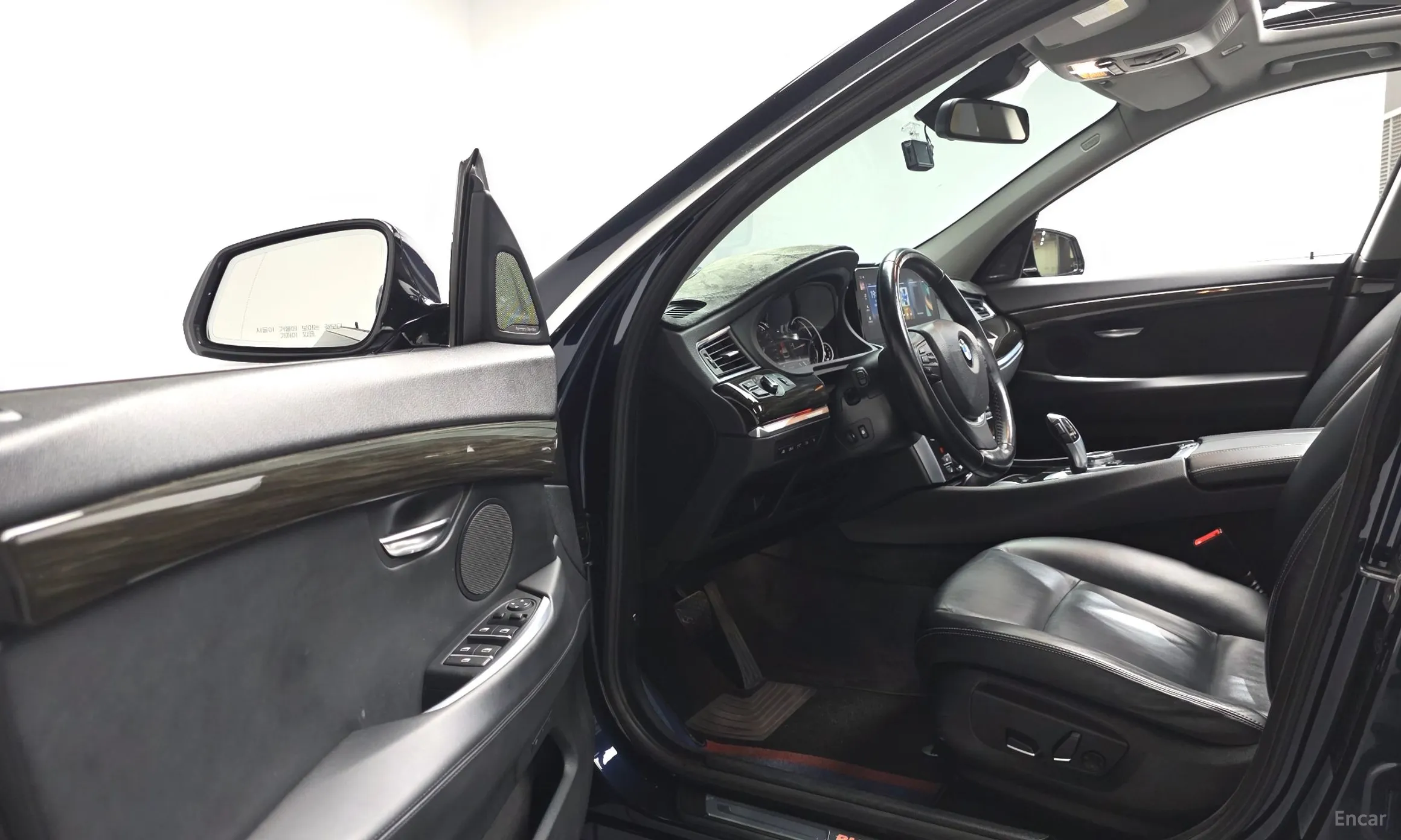 BMW 5 Series GT (F07) превью 10