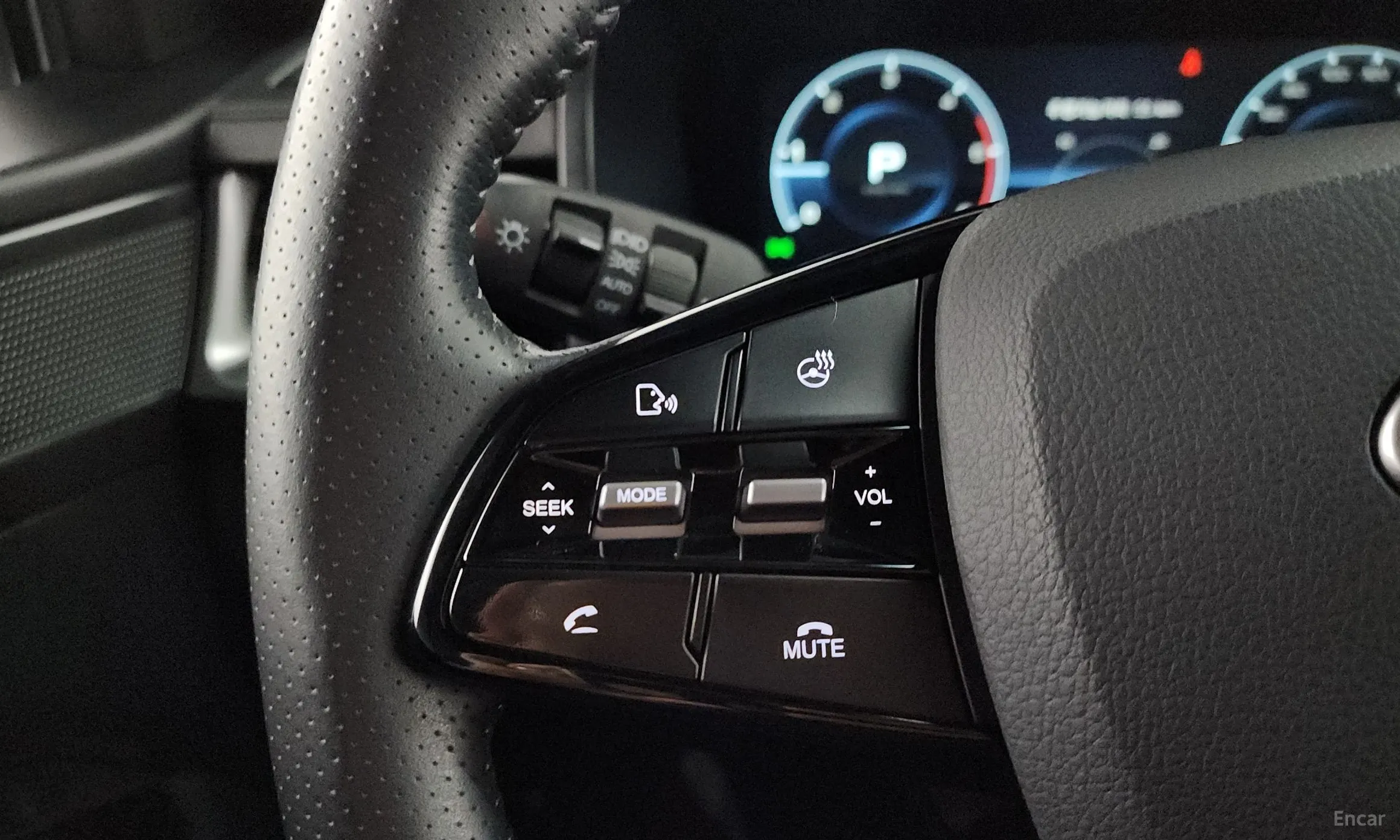 KG Mobility (SsangYong) Rexton Sports превью 18